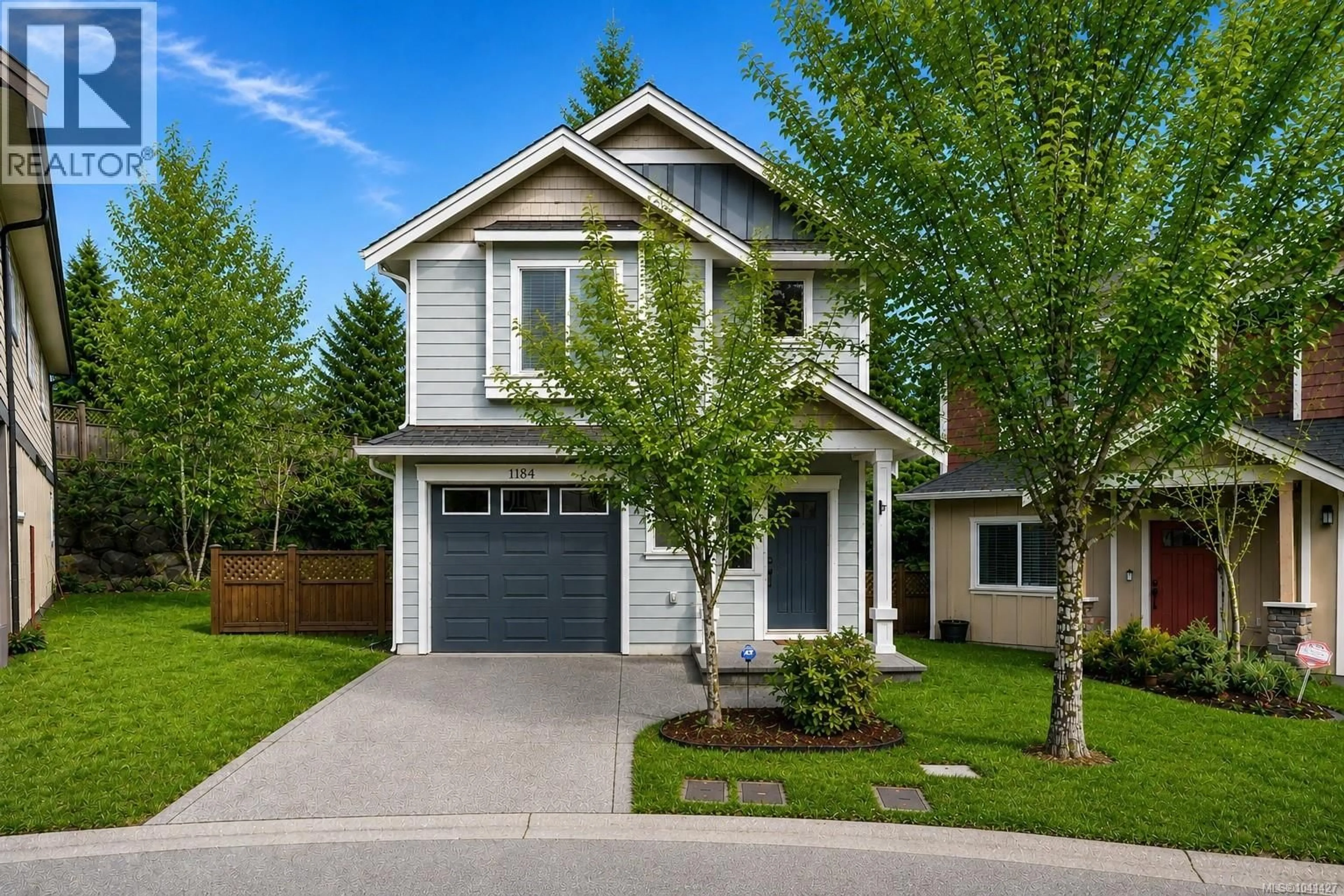 Home with vinyl exterior material, street for 1184 PARKDALE CREEK GARDENS, Langford British Columbia V9B4G9