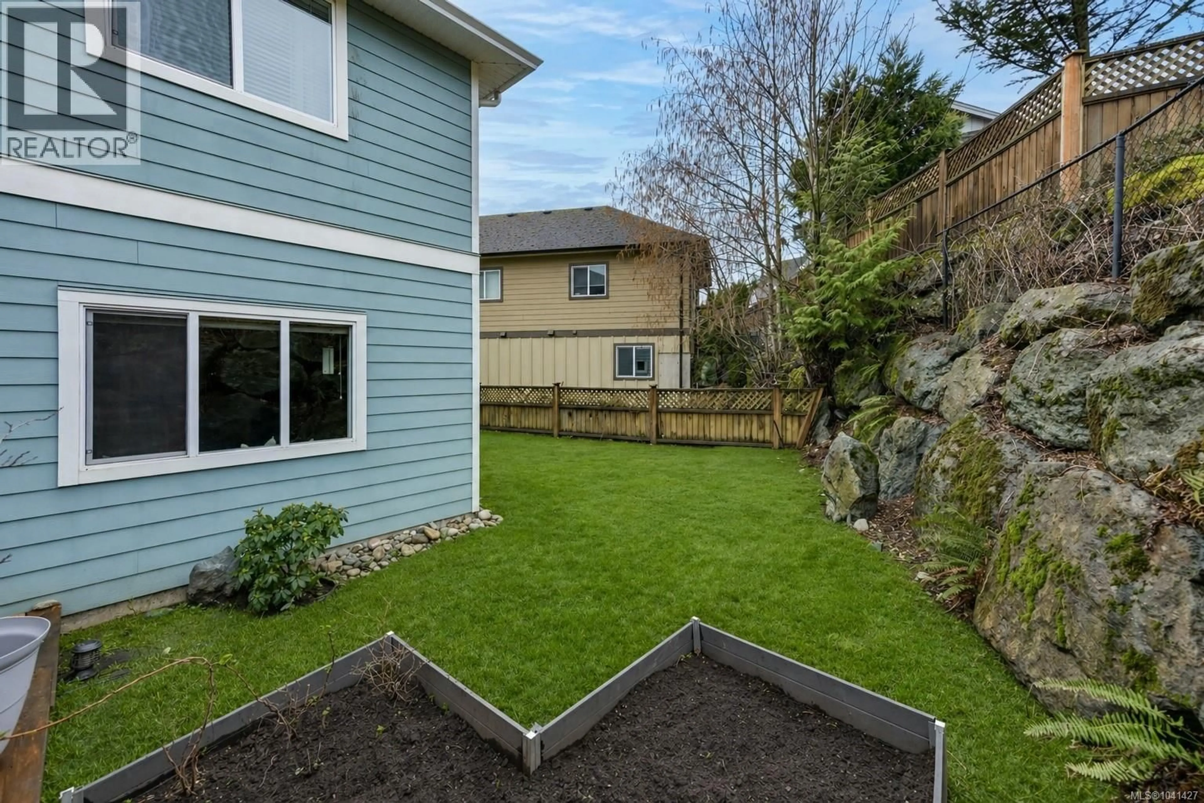 Patio, unknown for 1184 PARKDALE CREEK GARDENS, Langford British Columbia V9B4G9