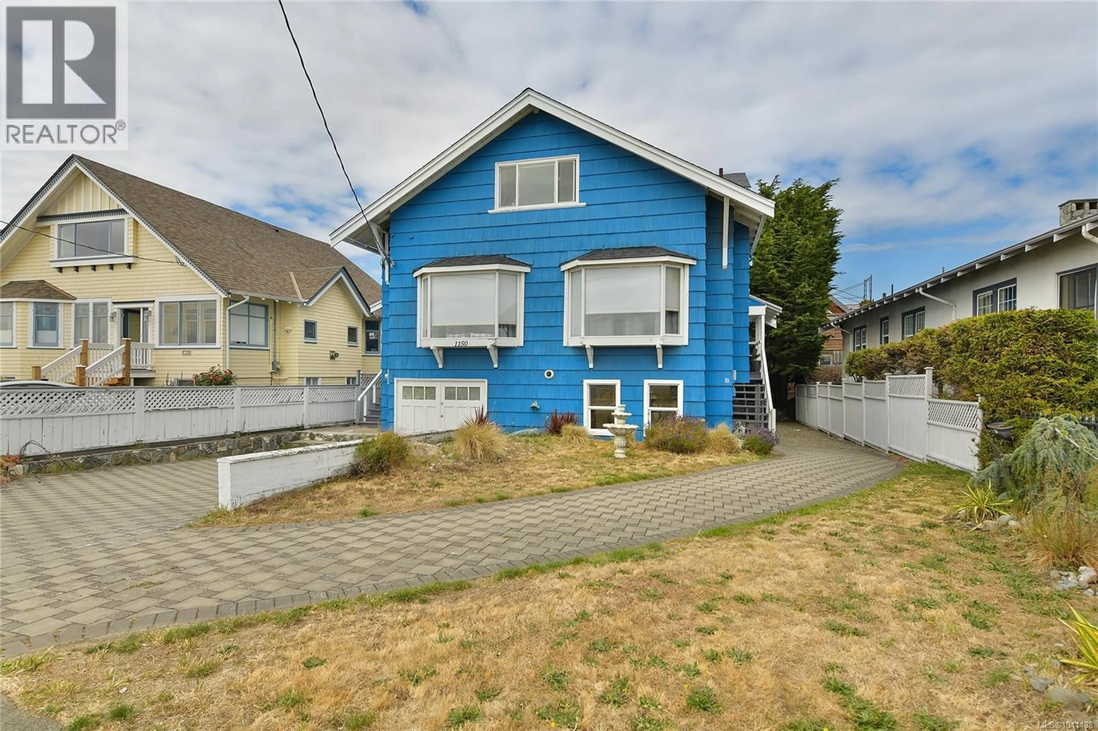 Home with vinyl exterior material, street for 1150 DALLAS ROAD, Victoria British Columbia V8V1C1