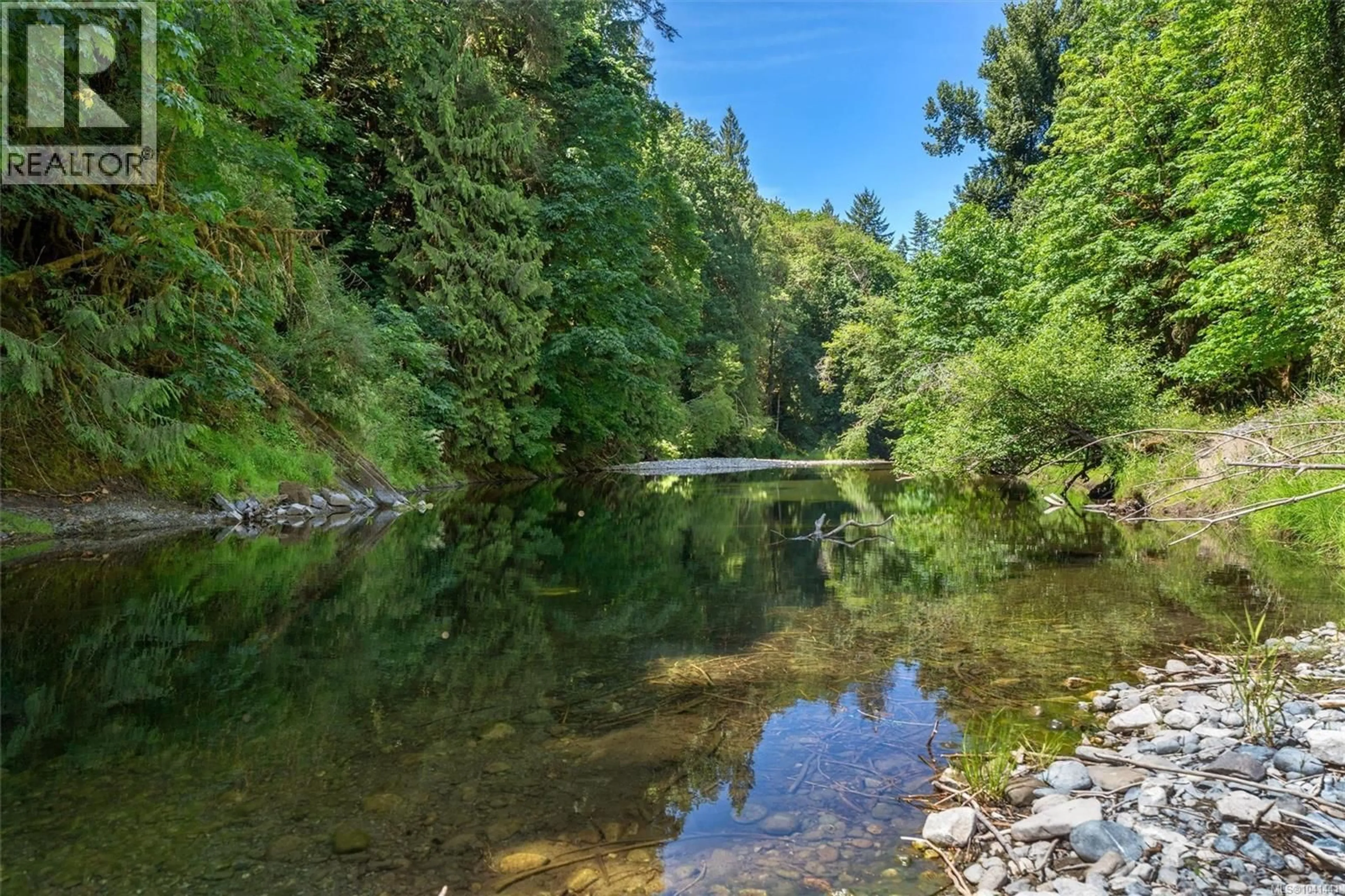 Pool for 4370 MOSS ROAD, Duncan British Columbia V9L6M4