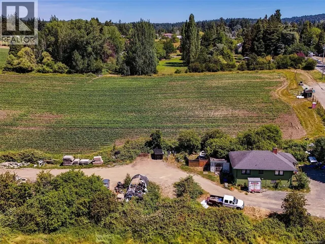4298 WILKINSON ROAD, Saanich 4