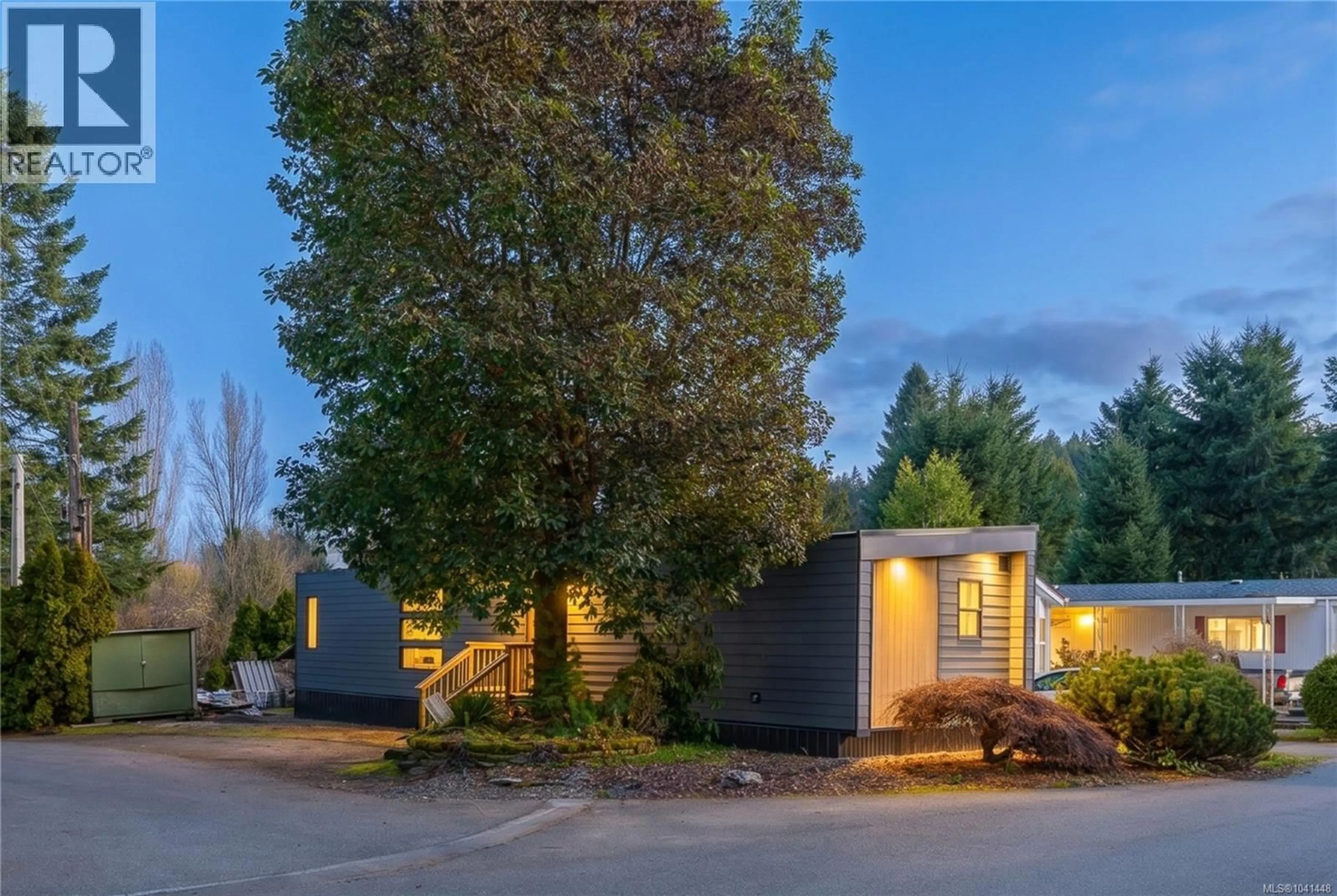 Home with vinyl exterior material, street for 15 - 5150 CHRISTIE ROAD, Ladysmith British Columbia V9G1J2