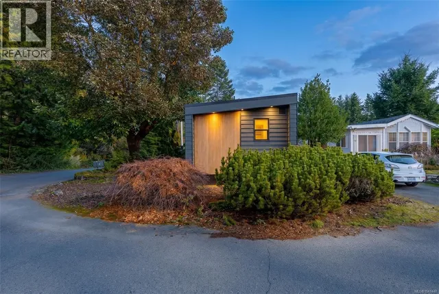 15 - 5150 CHRISTIE ROAD, Ladysmith 2