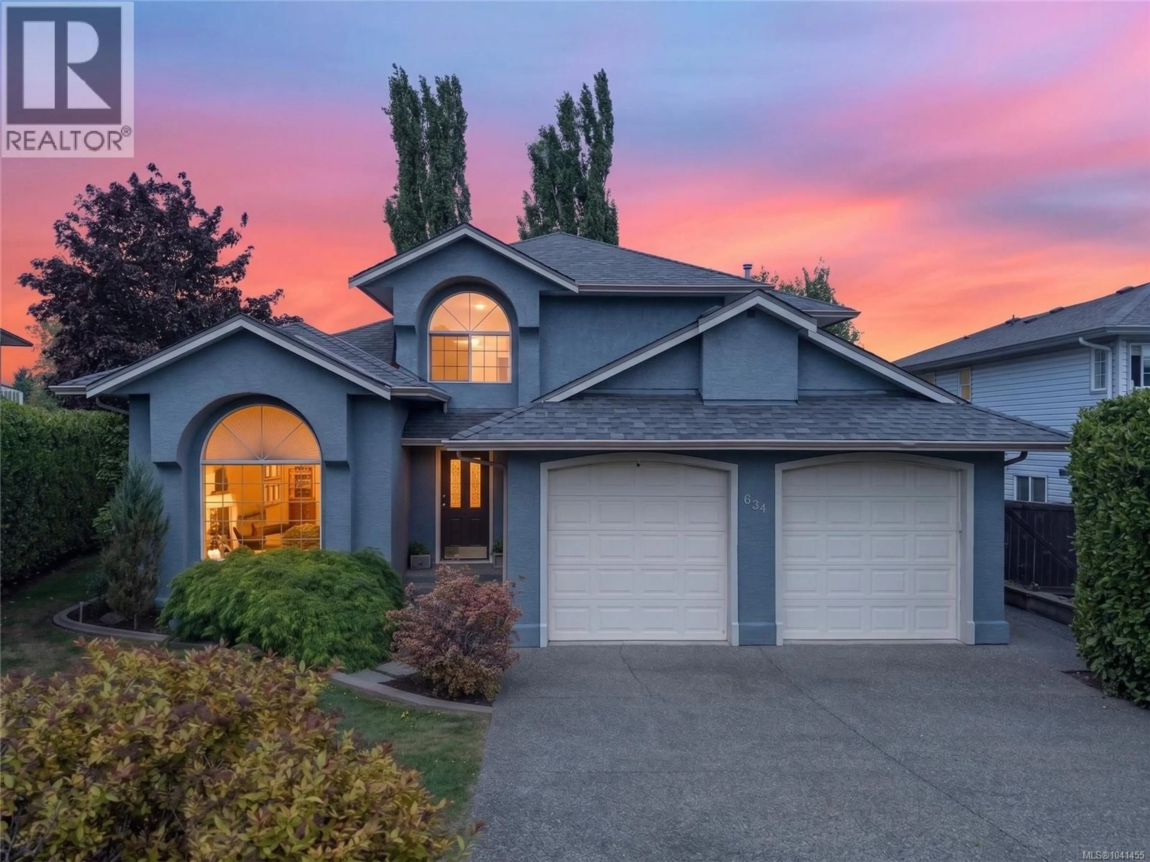 Home with vinyl exterior material, street for 684 HUDSON ROAD, Campbell River British Columbia V9H1R9