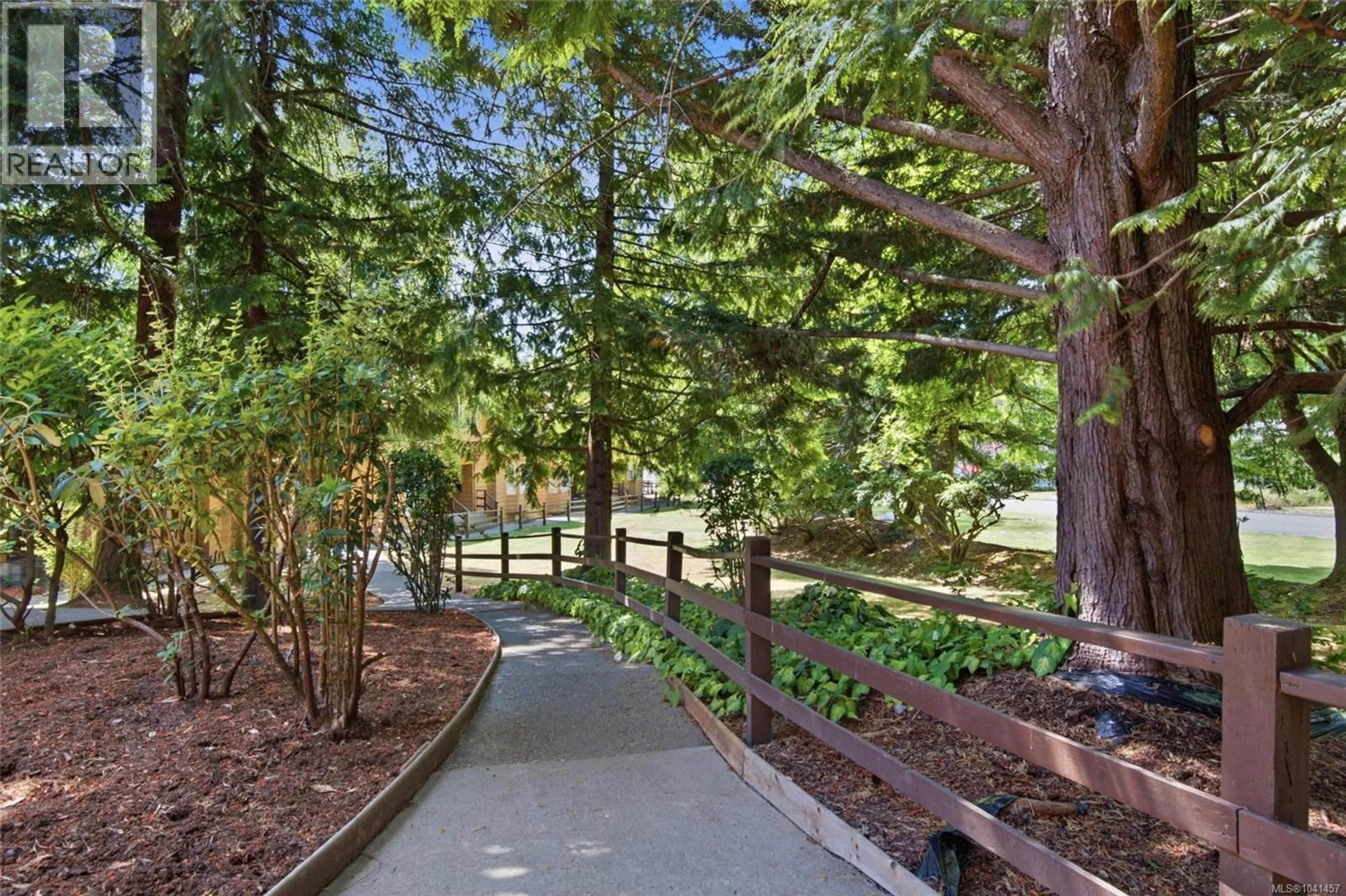 Patio, forest/trees view for 3750 ARGYLE WAY, Port Alberni British Columbia V9Y8A6