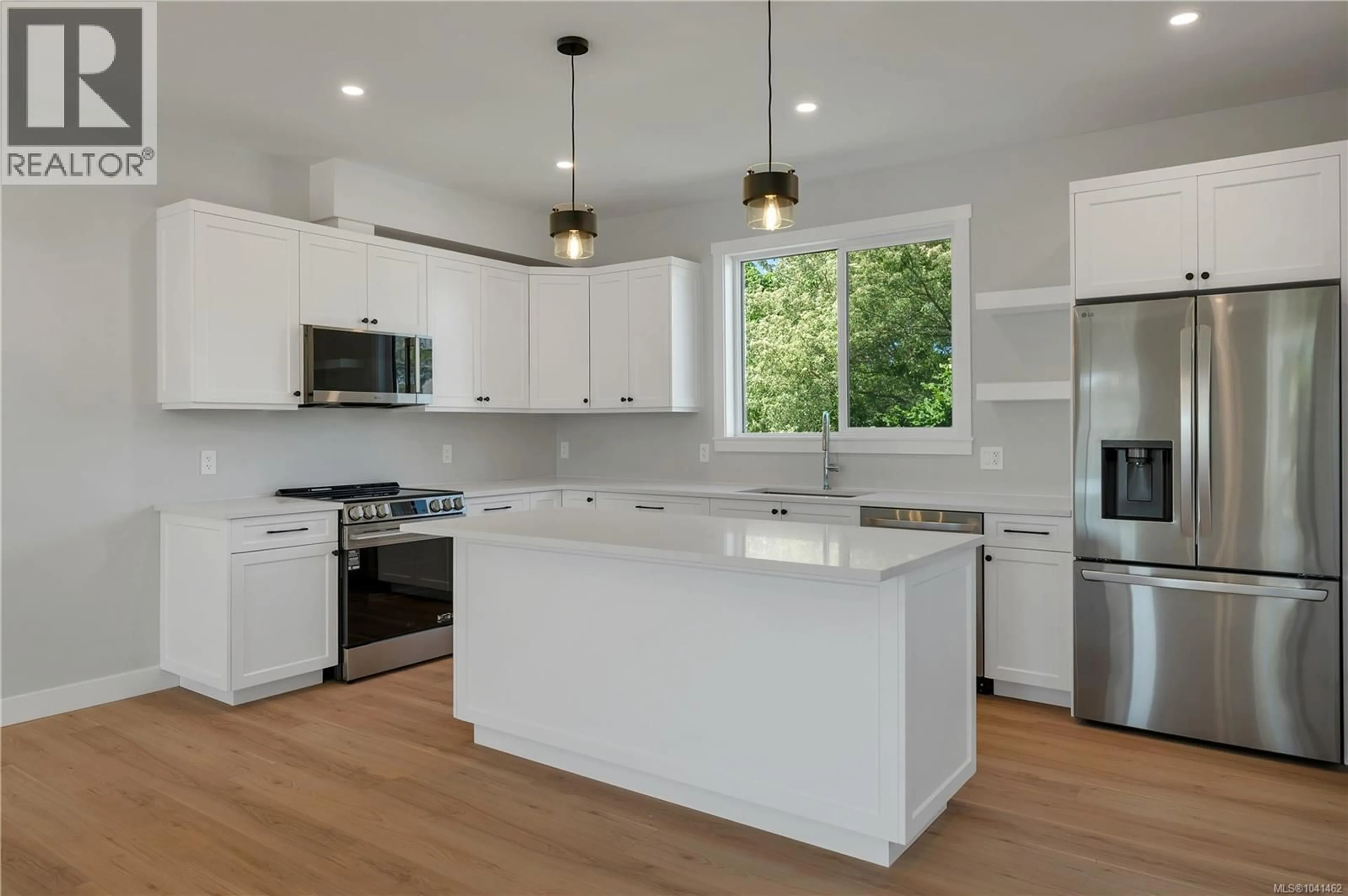 Open concept kitchen, unknown for 2022B GALERNO ROAD, Campbell River British Columbia V9W0A2