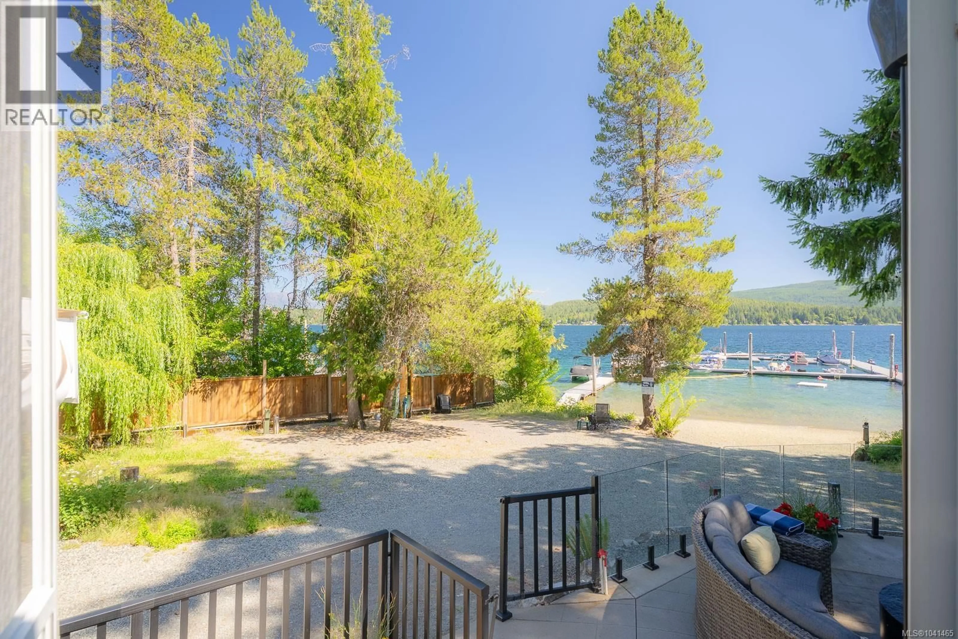 Patio, water/lake/river/ocean view for R1 - 9752 LAKESHORE ROAD, Port Alberni British Columbia V9Y8Z3