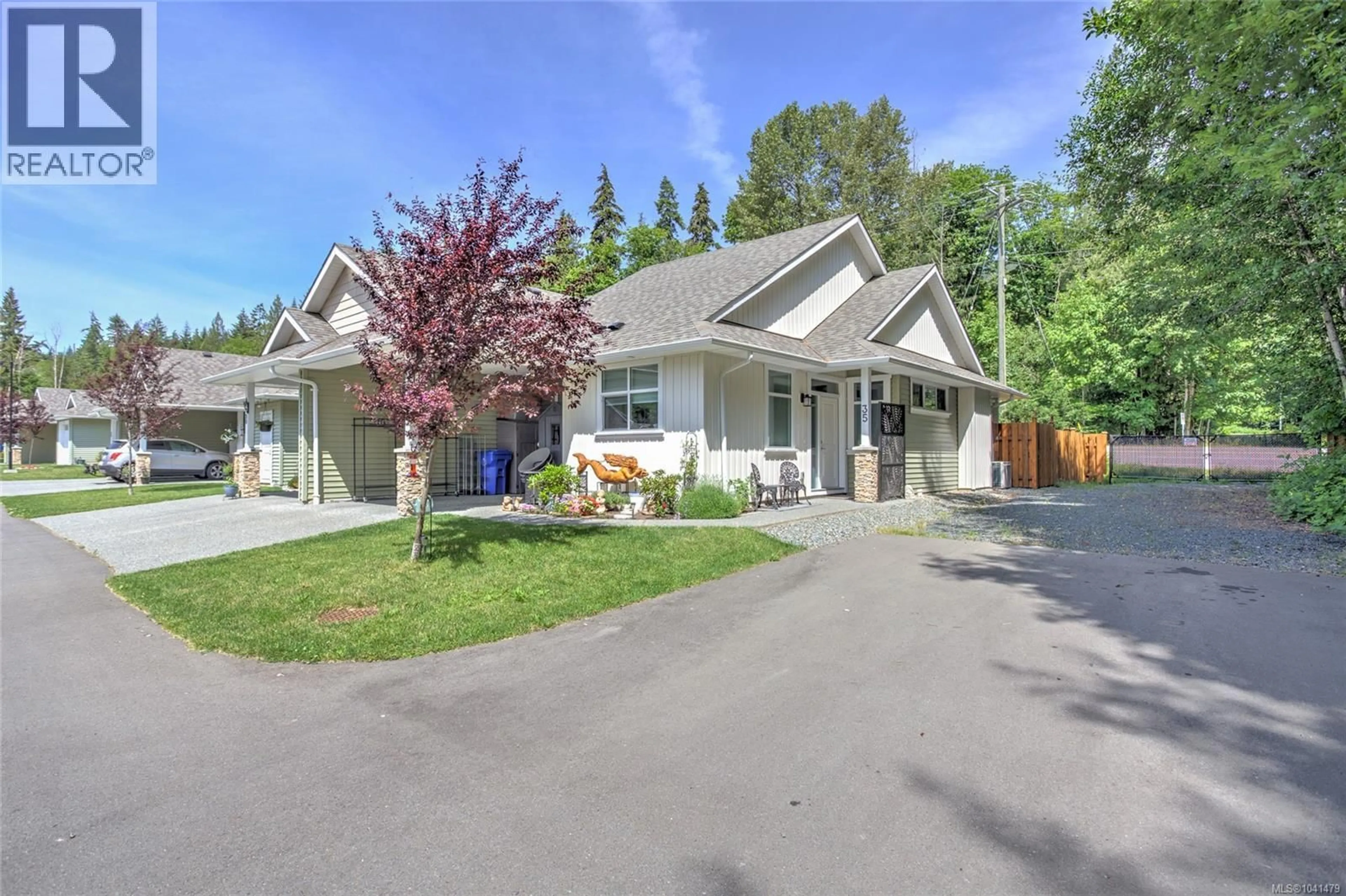 Unknown for 35 - 300 GROSSKLEG WAY, Lake Cowichan British Columbia V0R2G1