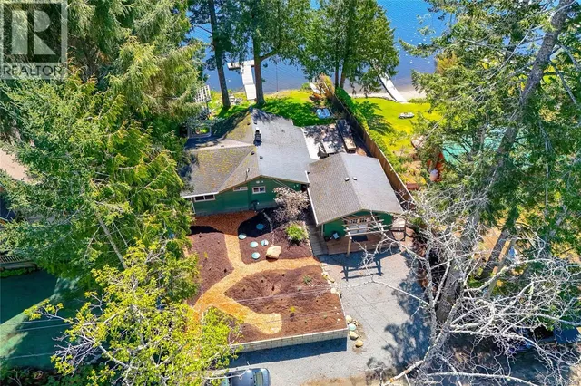 7815 MANATU ROAD, Sooke 2
