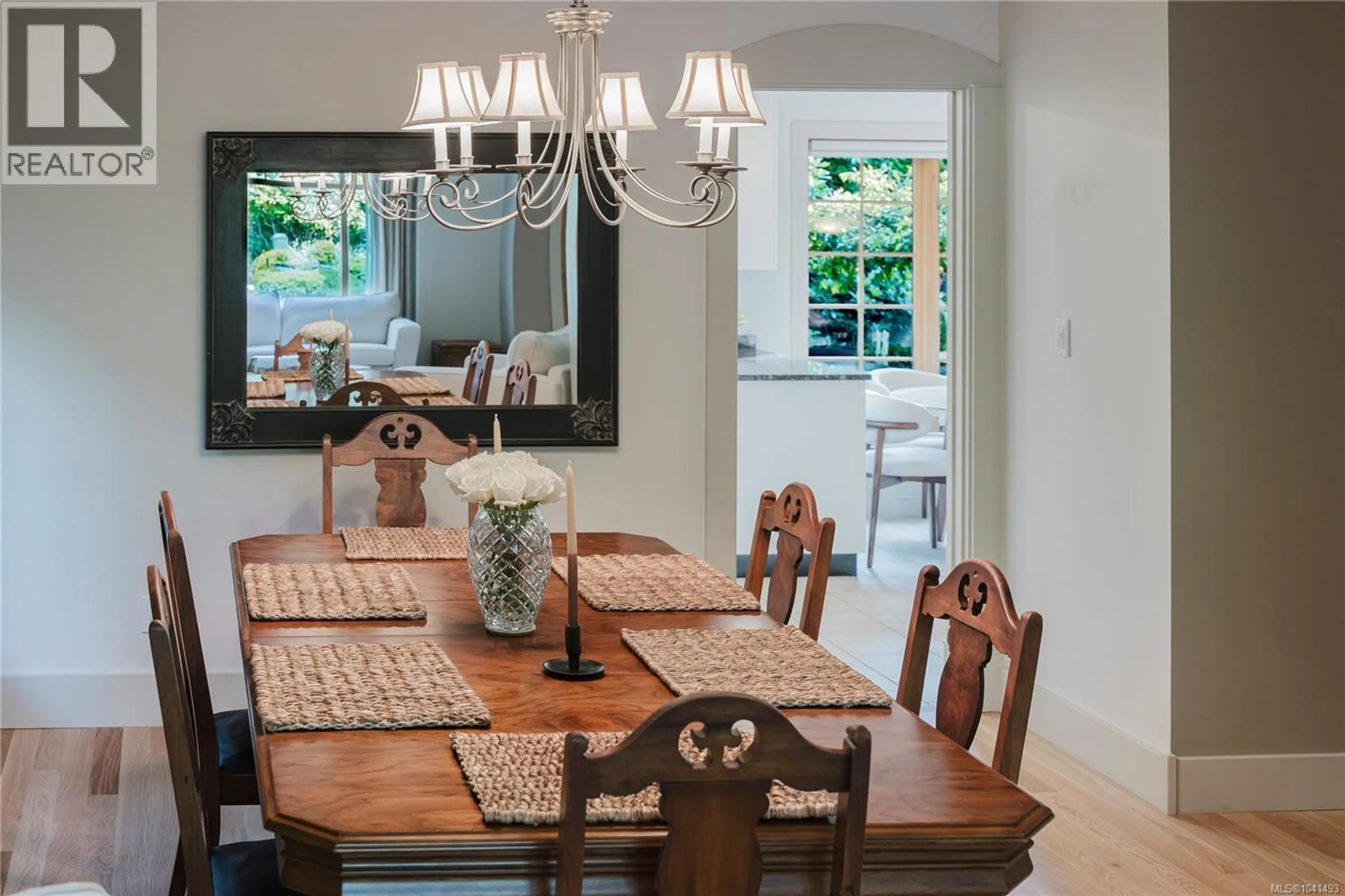 Dining room, unknown for 586 ISLAND ROAD, Oak Bay British Columbia V8S2T6