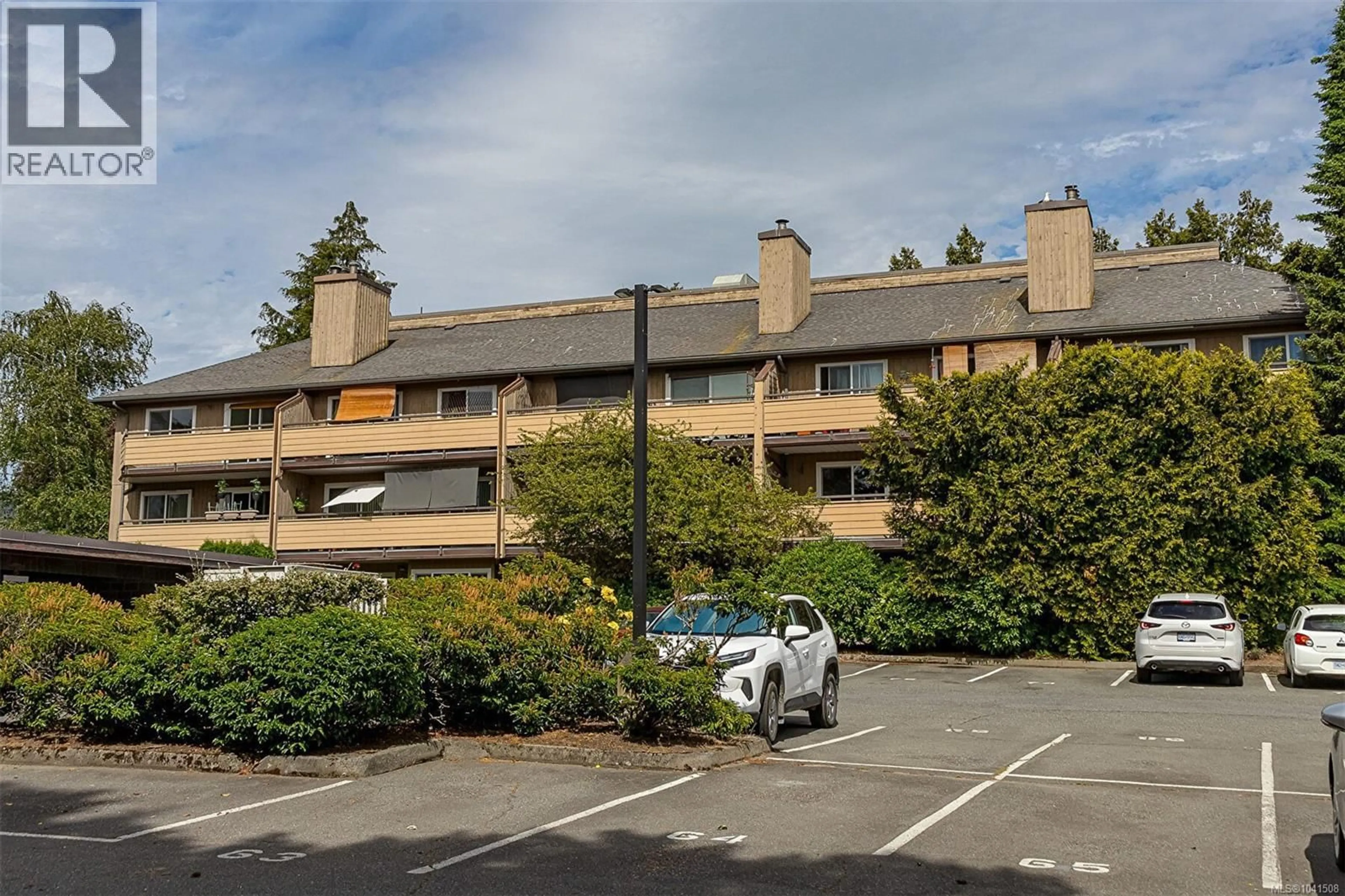 Unknown for 308 - 3225 ALDER STREET, Victoria British Columbia V8X1P3