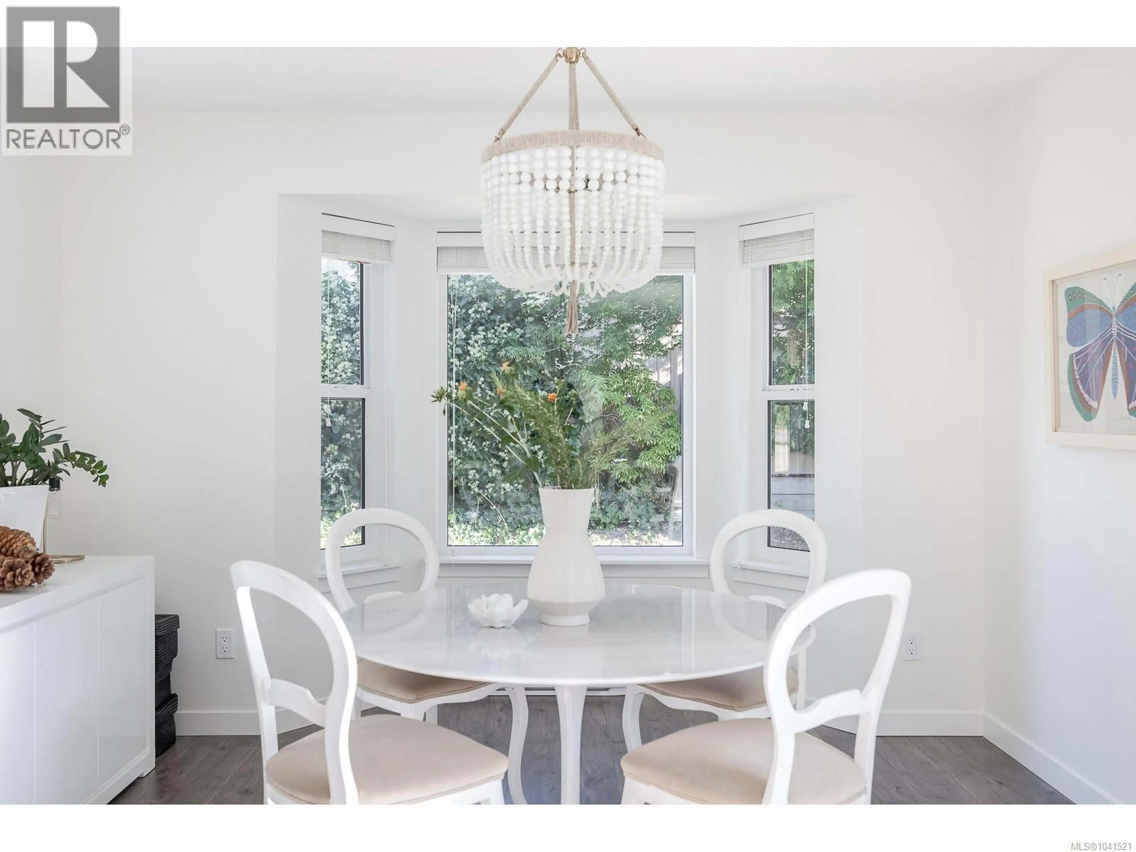 Dining room, ceramic/tile floor for 538 TAMARACK DRIVE, Qualicum Beach British Columbia V9K1A6