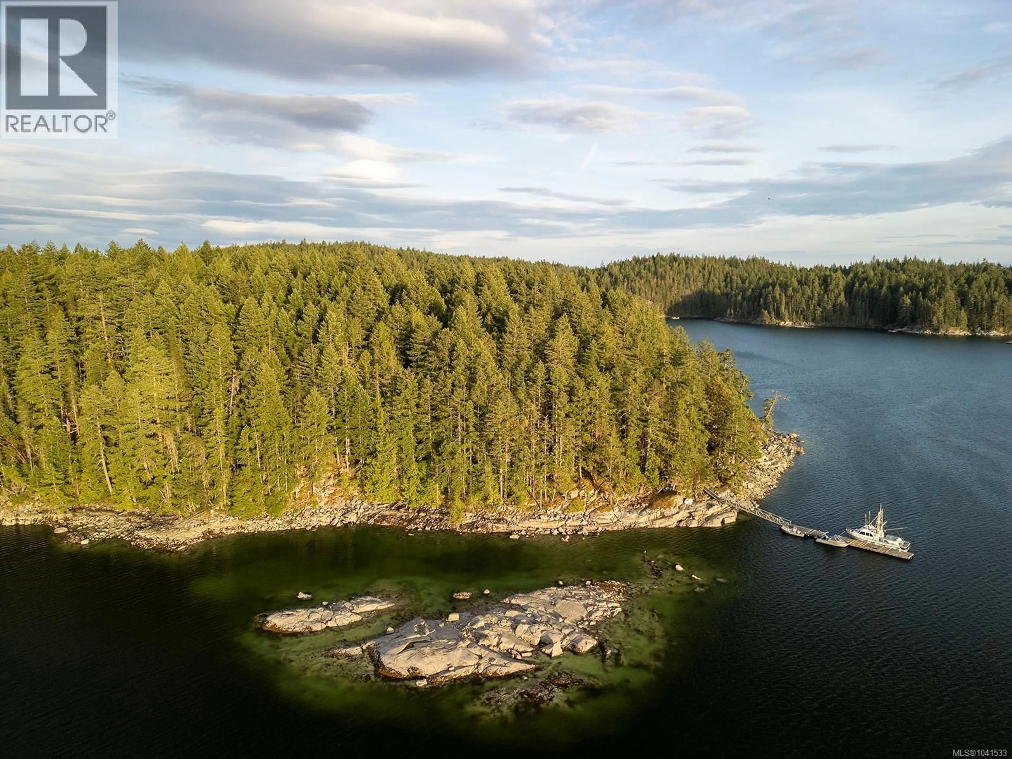 A pic from outside/outdoor area/front of a property/back of a property/a pic from drone, water/lake/river/ocean view for 0 TAN ISLAND, Cortes Island British Columbia V0P1Z0