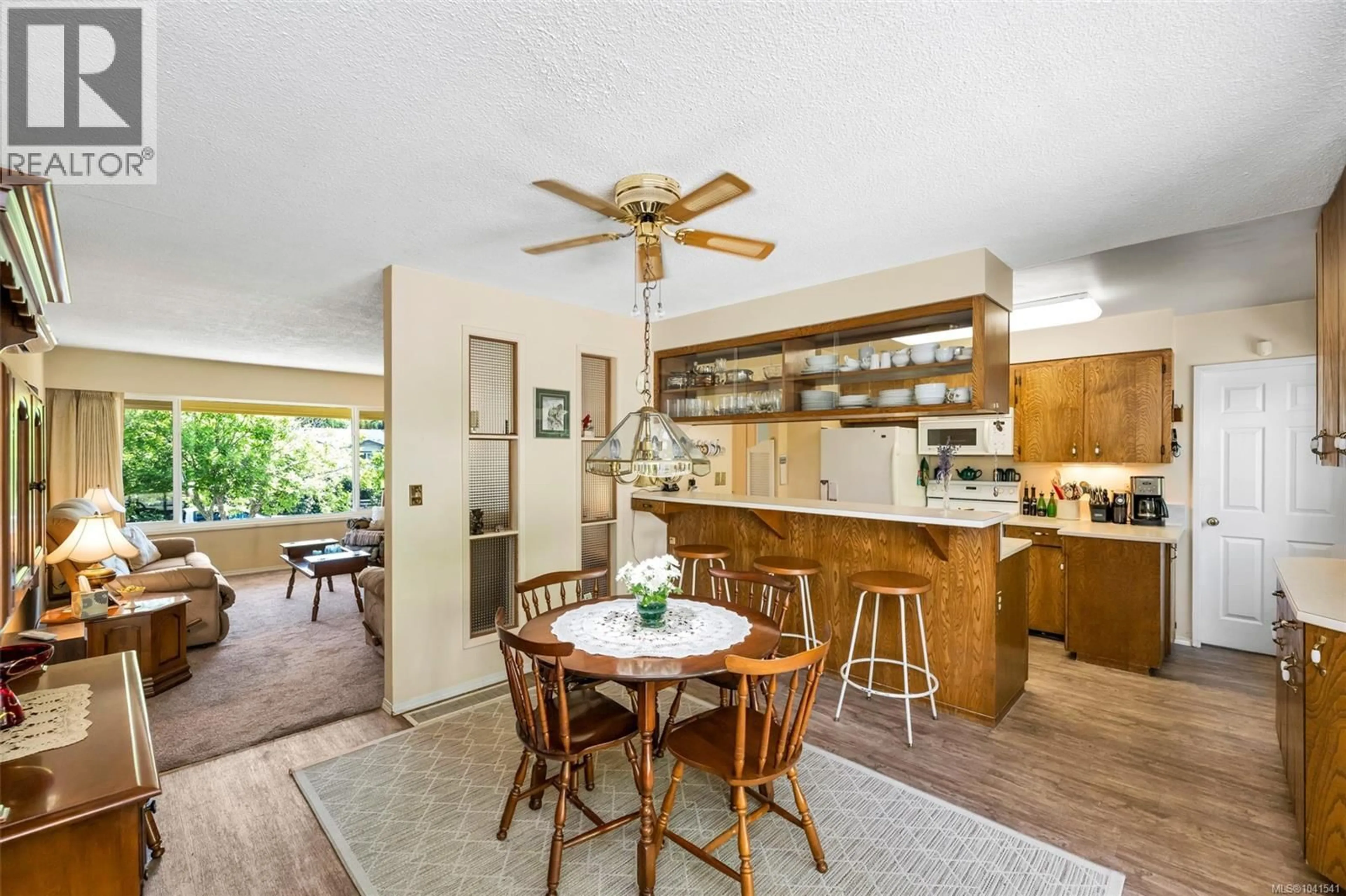 Open concept kitchen, unknown for 5943 DEUCHARS DRIVE, Duncan British Columbia V9L1L5