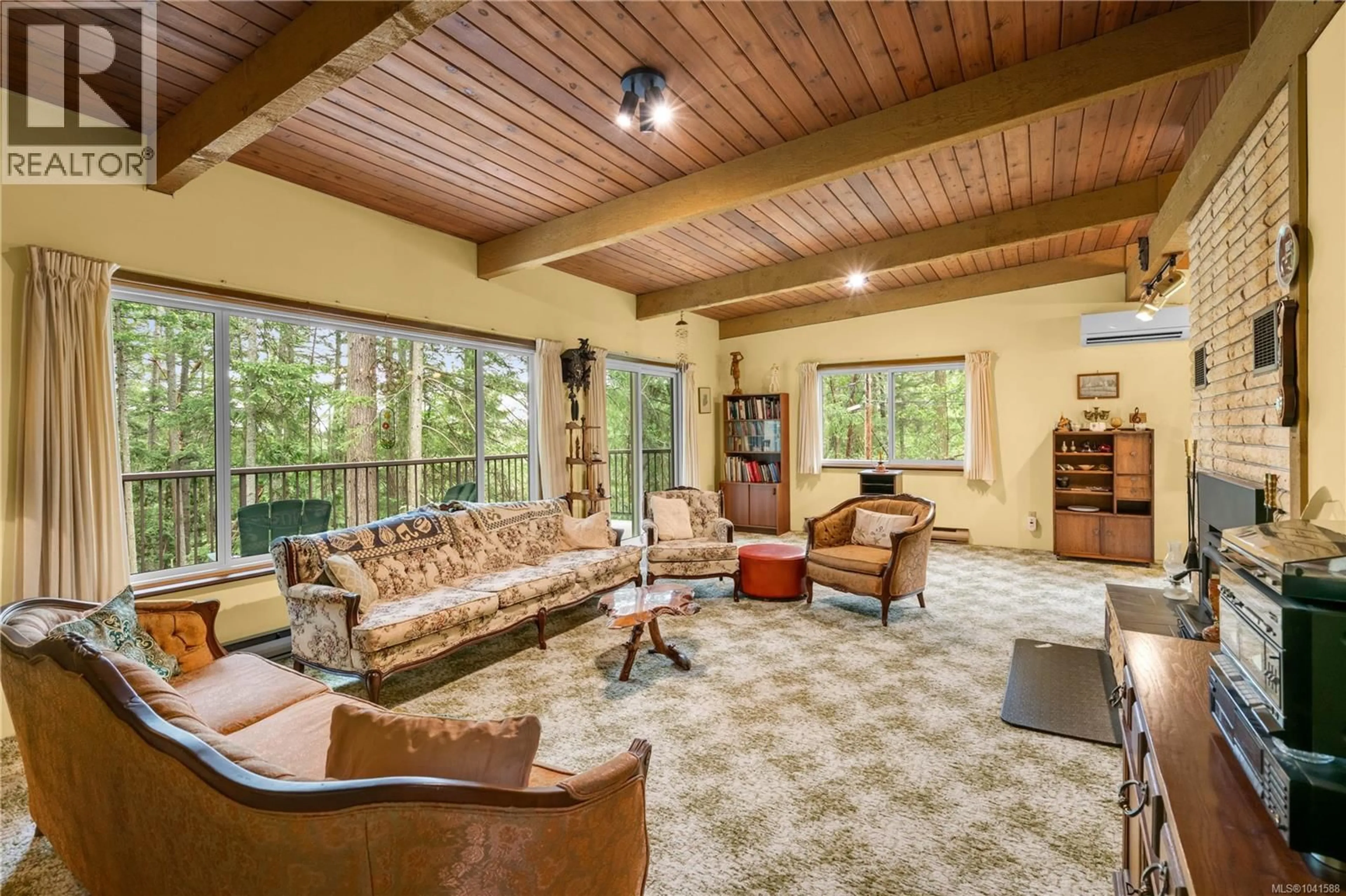 Living room with furniture, unknown for 721 NOOWICK ROAD, Mill Bay British Columbia V8H1B5