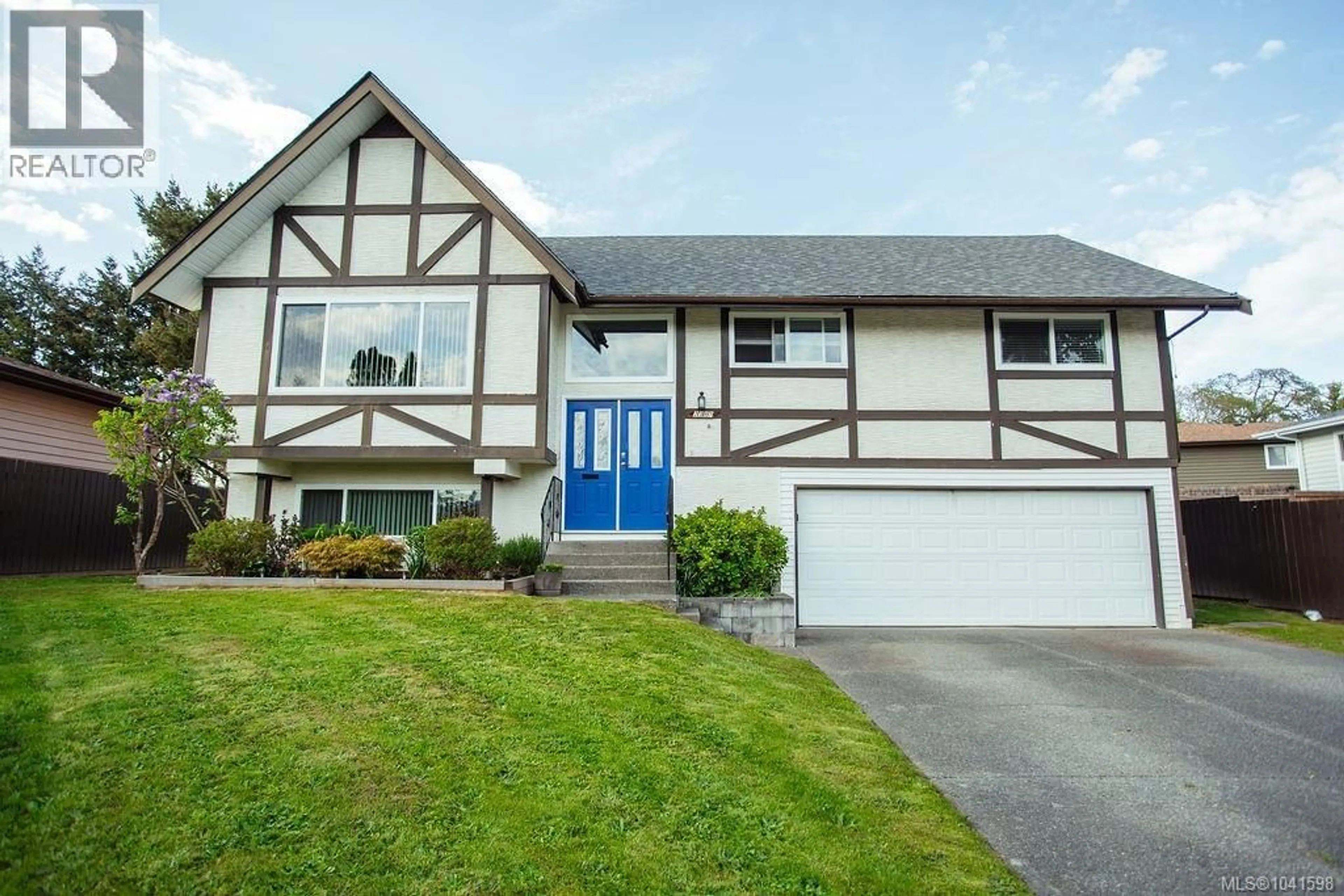 Home with vinyl exterior material, street for 2387 TRILLIUM TERRACE, Duncan British Columbia V9L4M8
