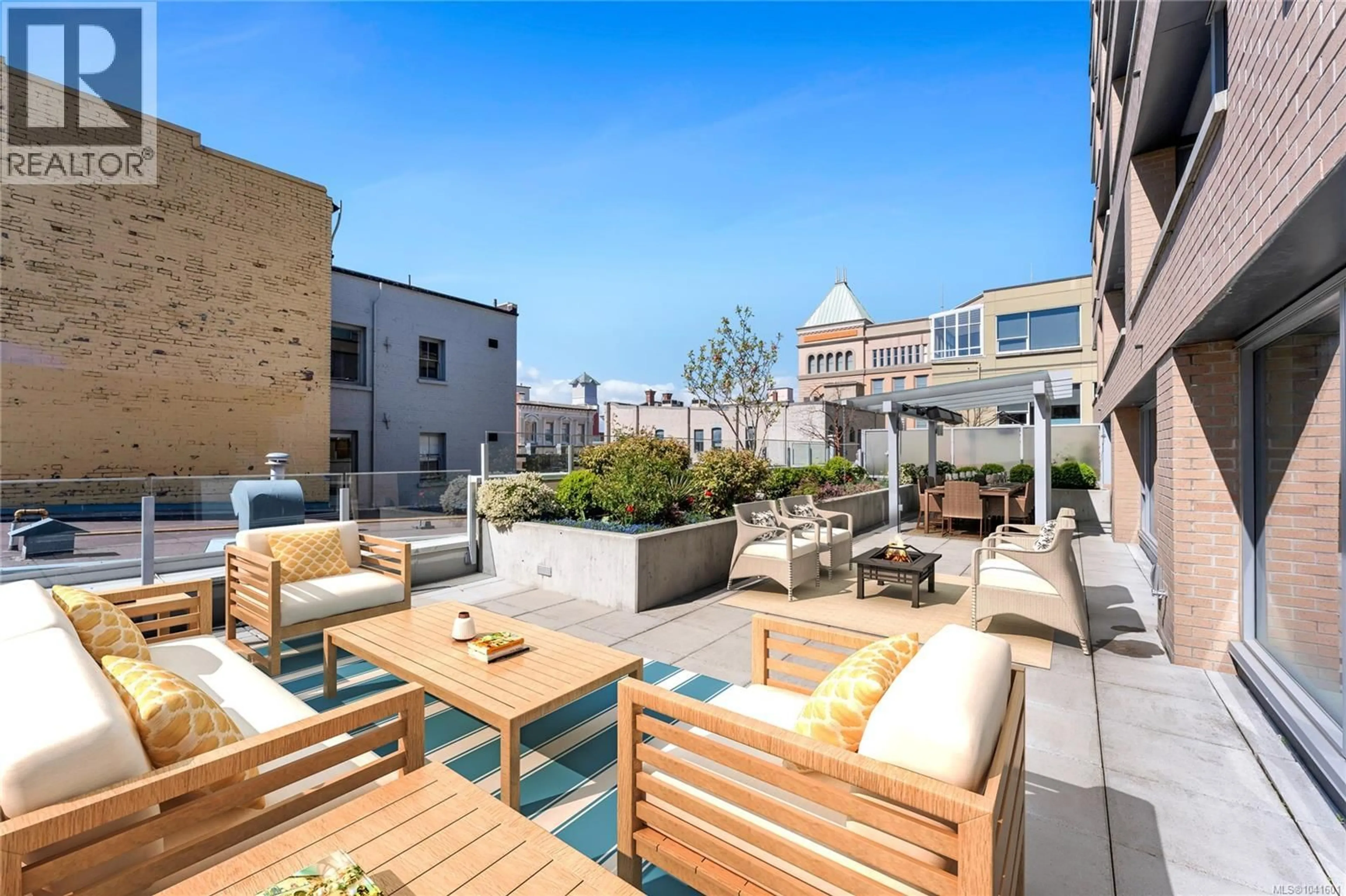 Patio, unknown for 302 - 608 BROUGHTON STREET, Victoria British Columbia V8W1C7