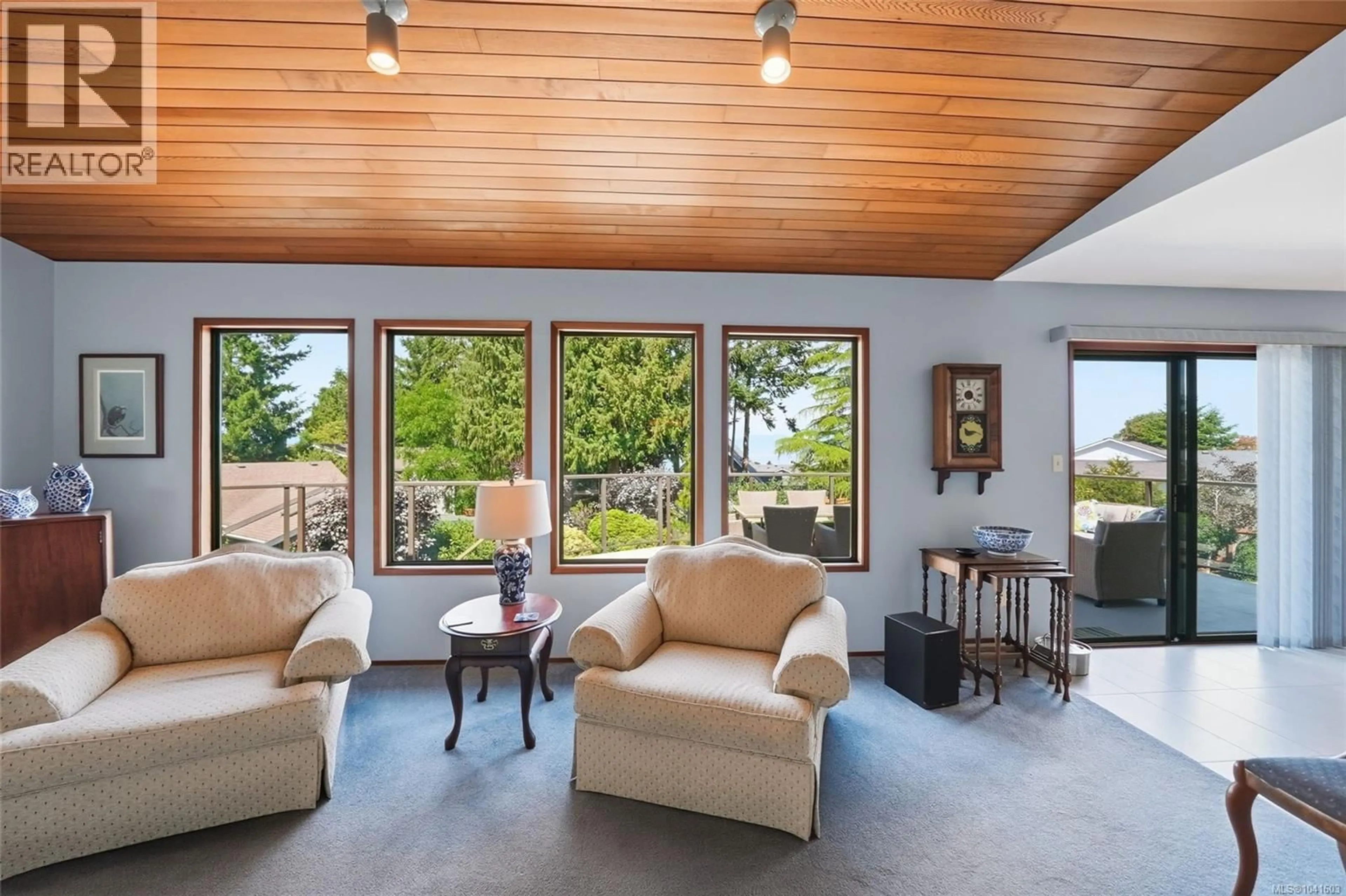 Living room with furniture, unknown for 440 SEALION PLACE, Nanaimo British Columbia V9V1B3