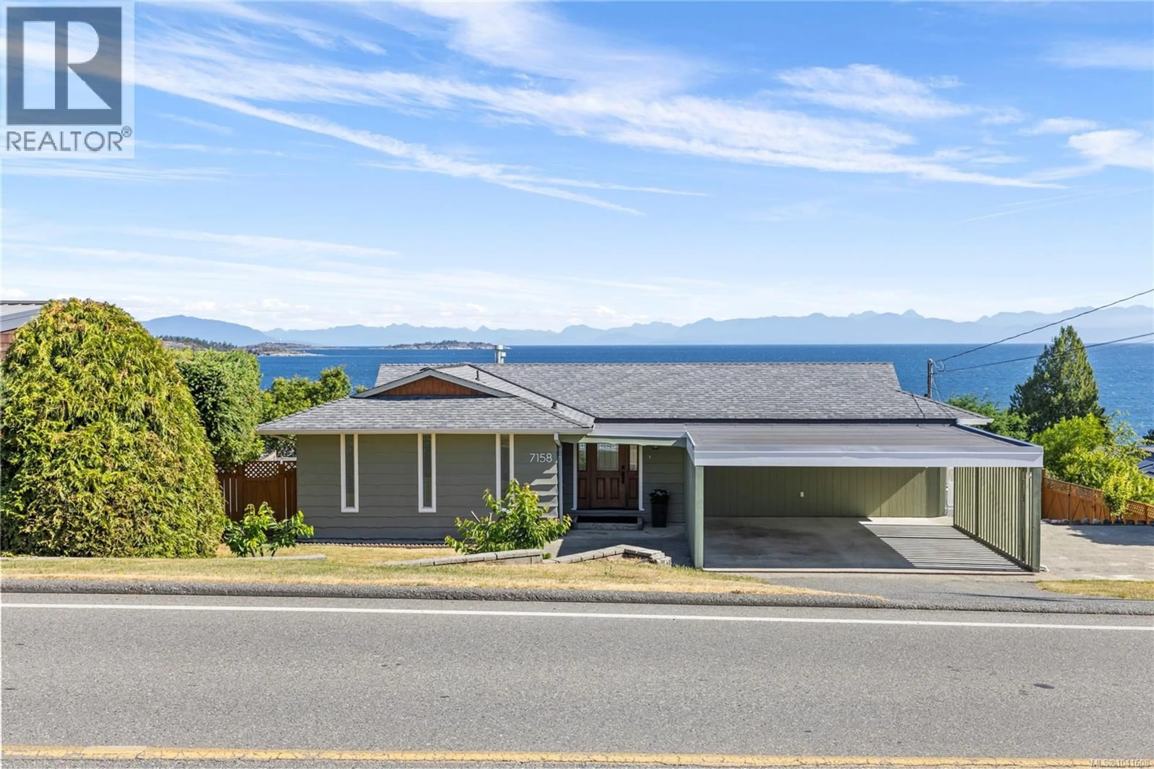 A pic from outside/outdoor area/front of a property/back of a property/a pic from drone, water/lake/river/ocean view for 7158 DICKINSON ROAD, Lantzville British Columbia V0R2H0