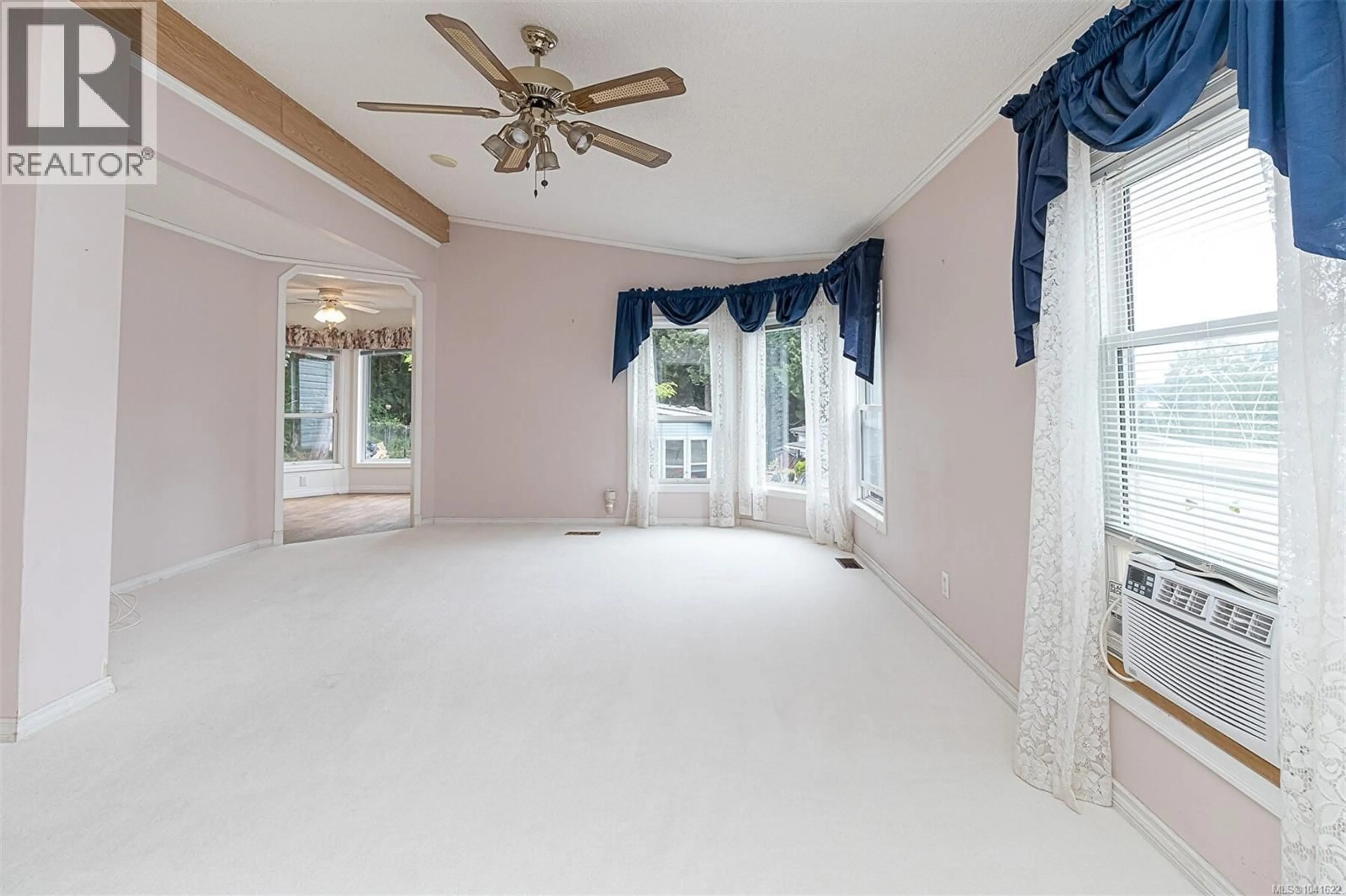 A pic of a room for 613 - 2850 STAUTW ROAD, Central Saanich British Columbia V8M2C9