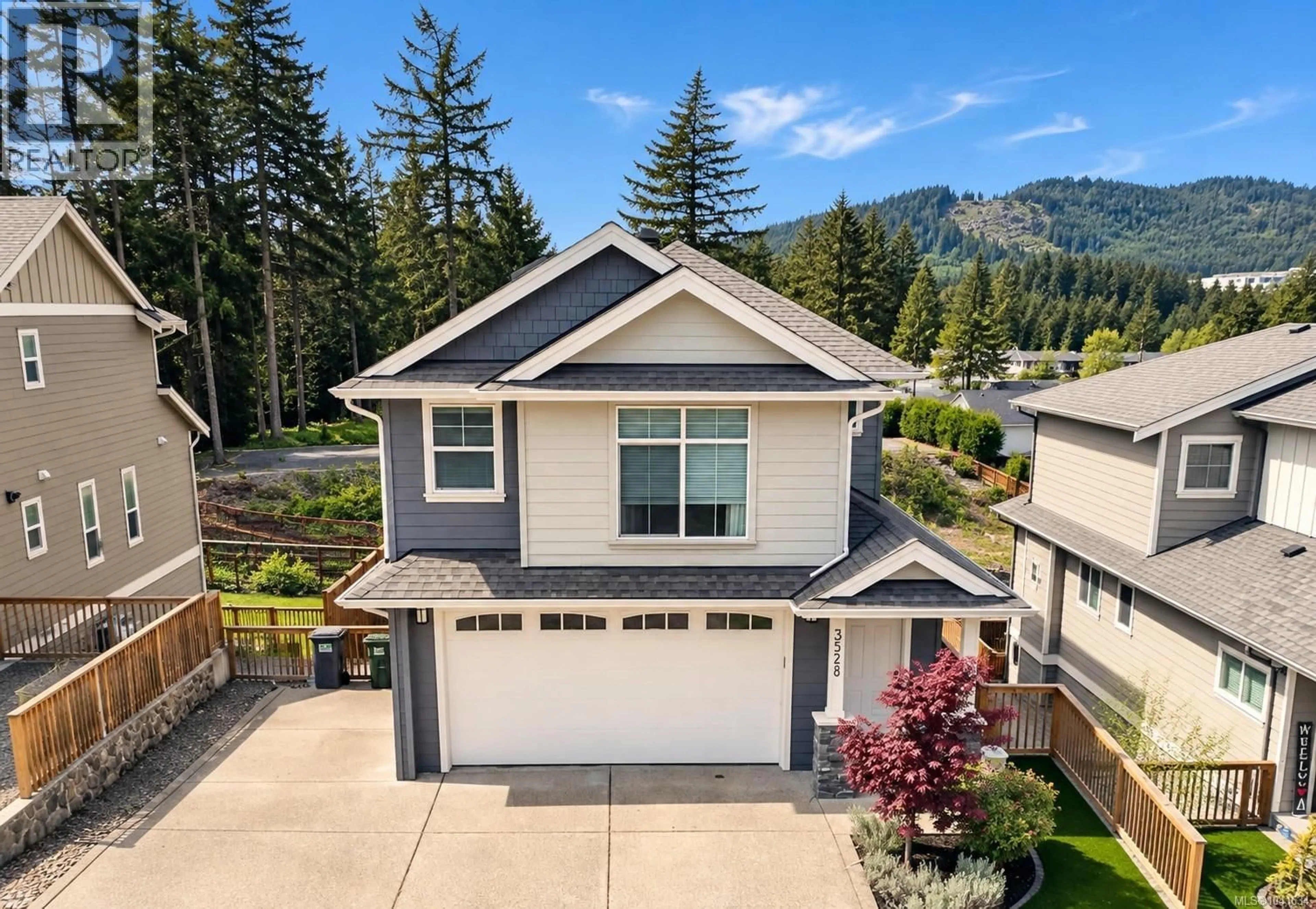 A pic from outside/outdoor area/front of a property/back of a property/a pic from drone, mountain view for 3528 HONEYCRISP AVENUE, Langford British Columbia V9C0K4
