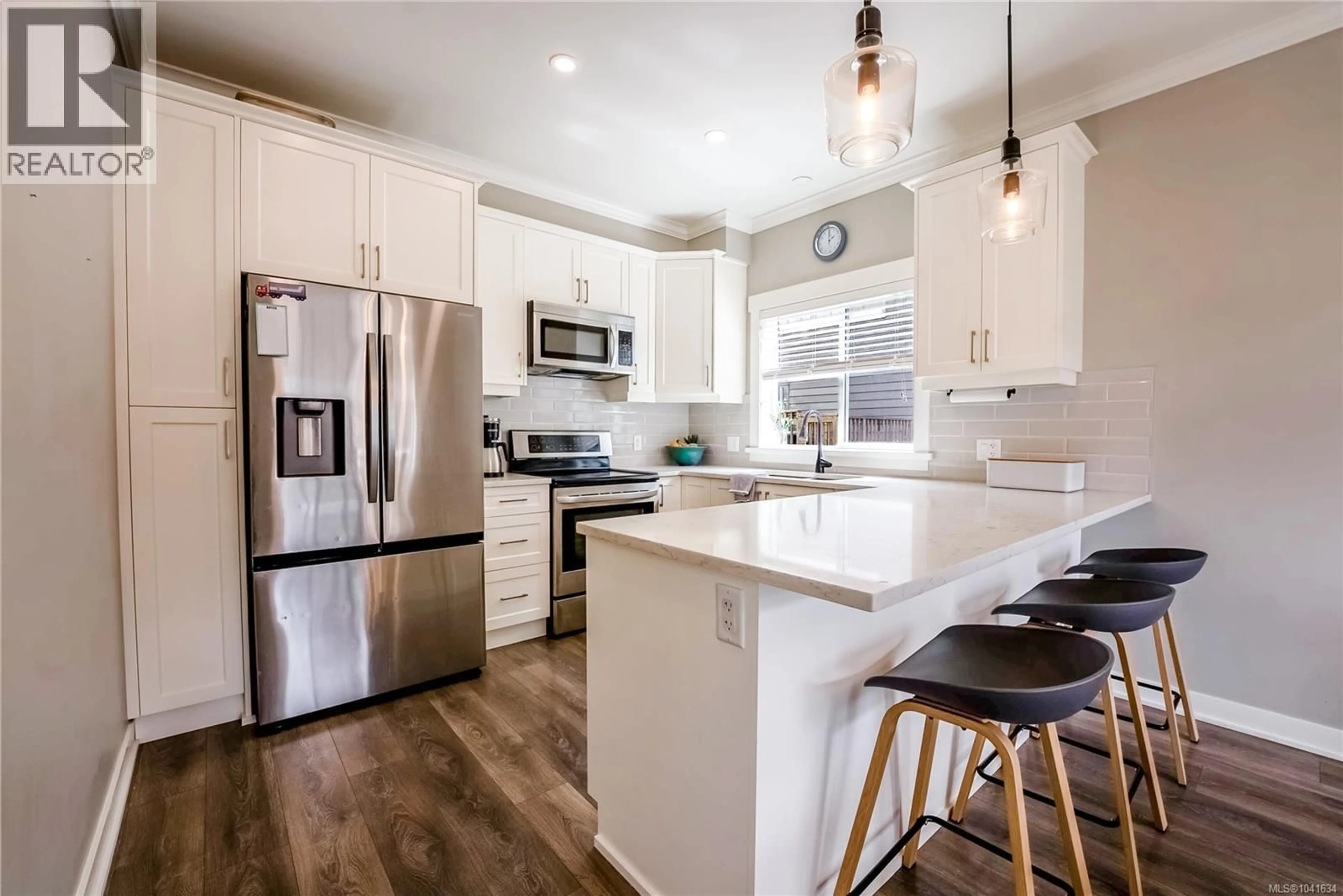 Open concept kitchen, unknown for 3528 HONEYCRISP AVENUE, Langford British Columbia V9C0K4