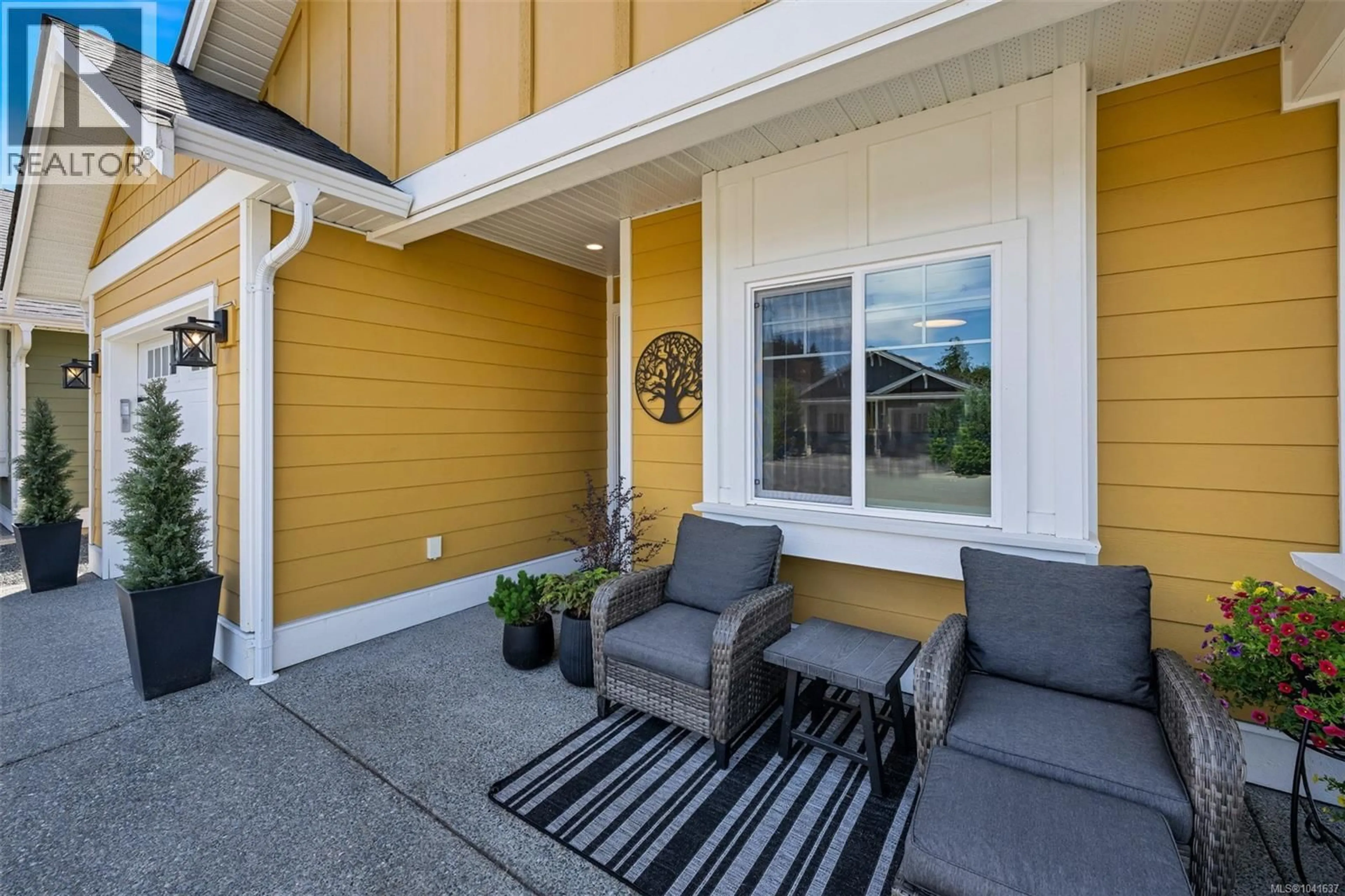 Patio, street for 286 EDGEWOOD CRESCENT, Duncan British Columbia V9L0G6