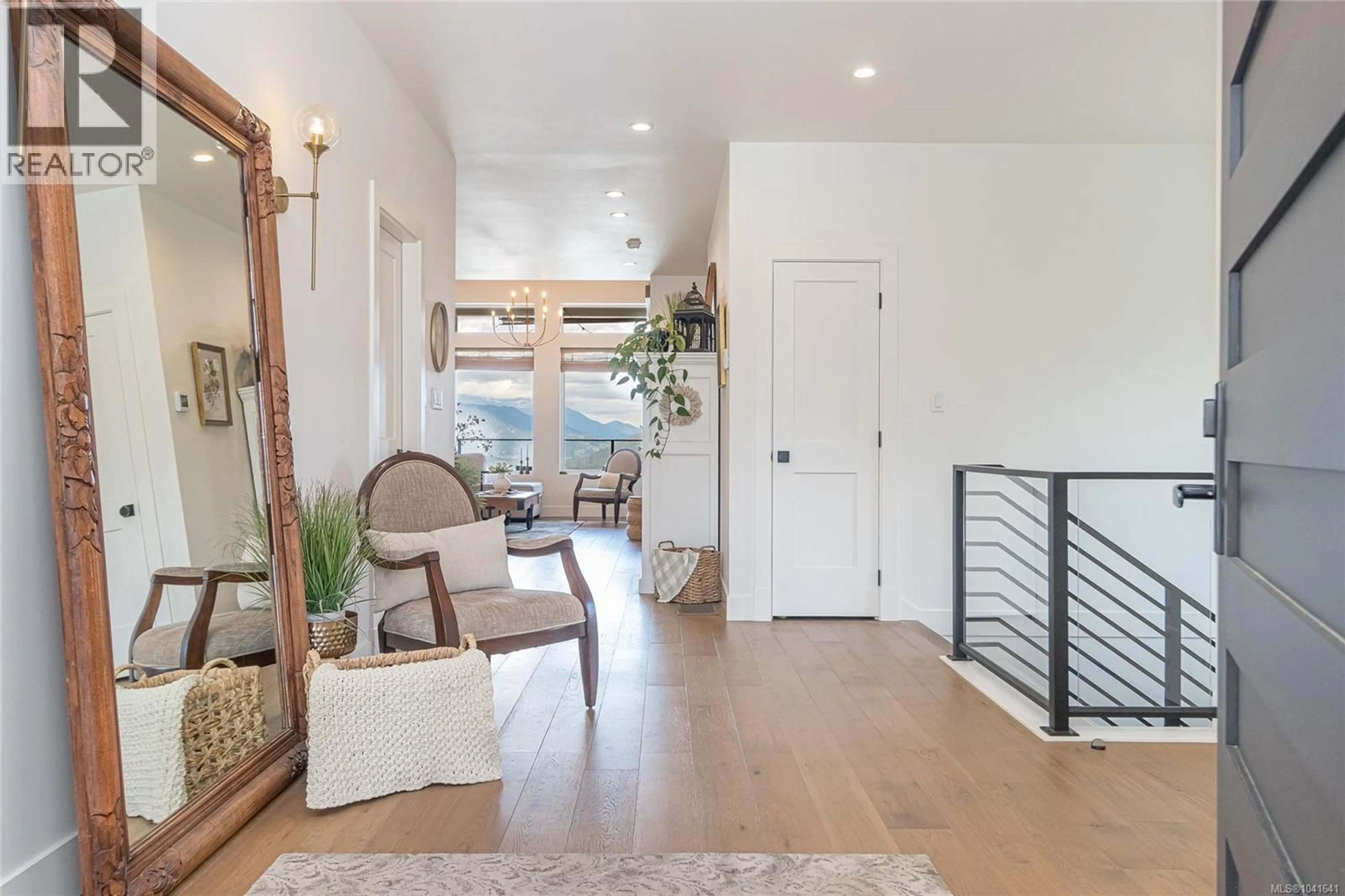 Indoor entryway for 3155 WOODRUSH DRIVE, Duncan British Columbia V9L0J9