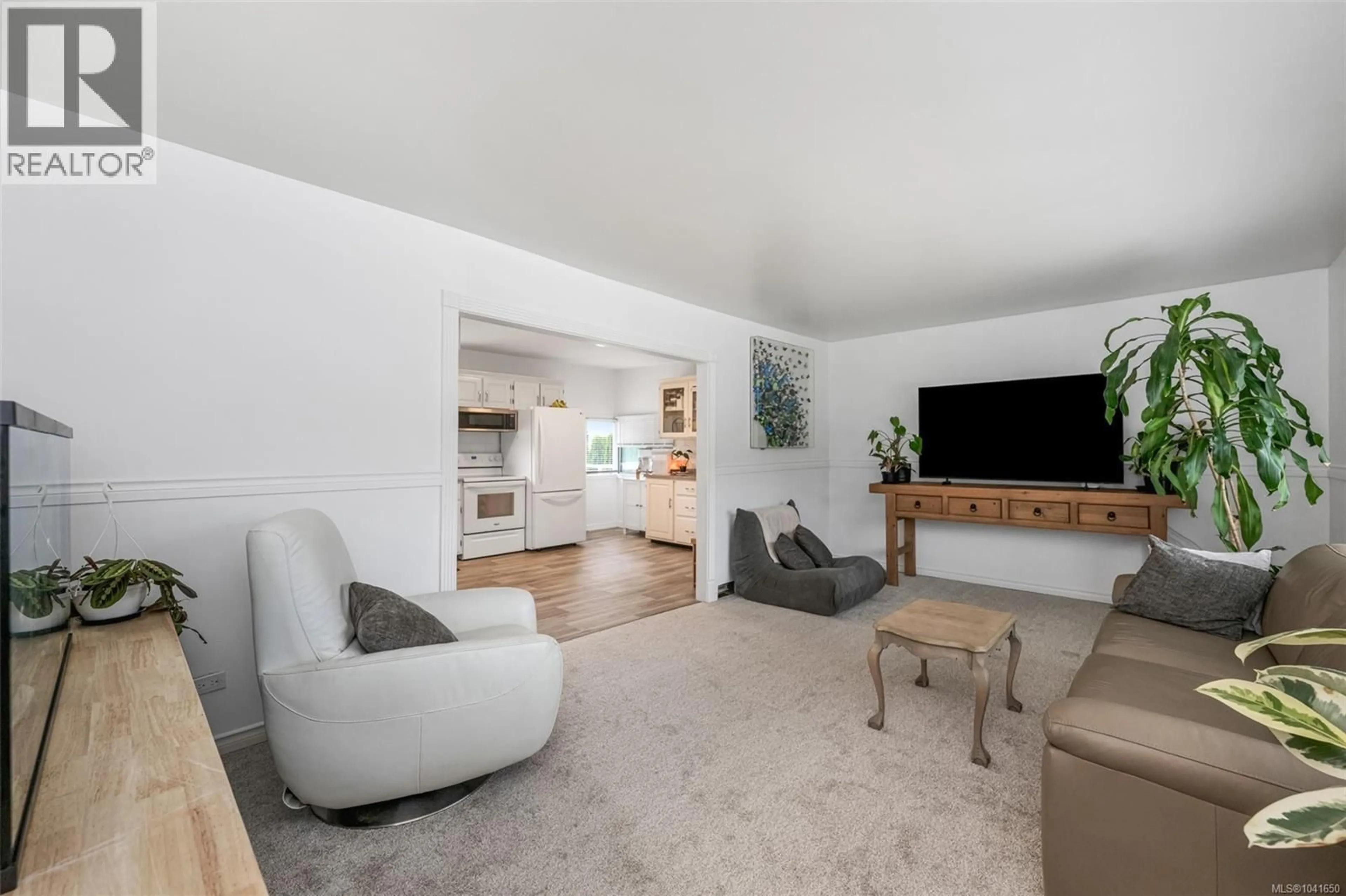 Living room with furniture, unknown for 105 COWICHAN AVENUE, Lake Cowichan British Columbia V0R2G0
