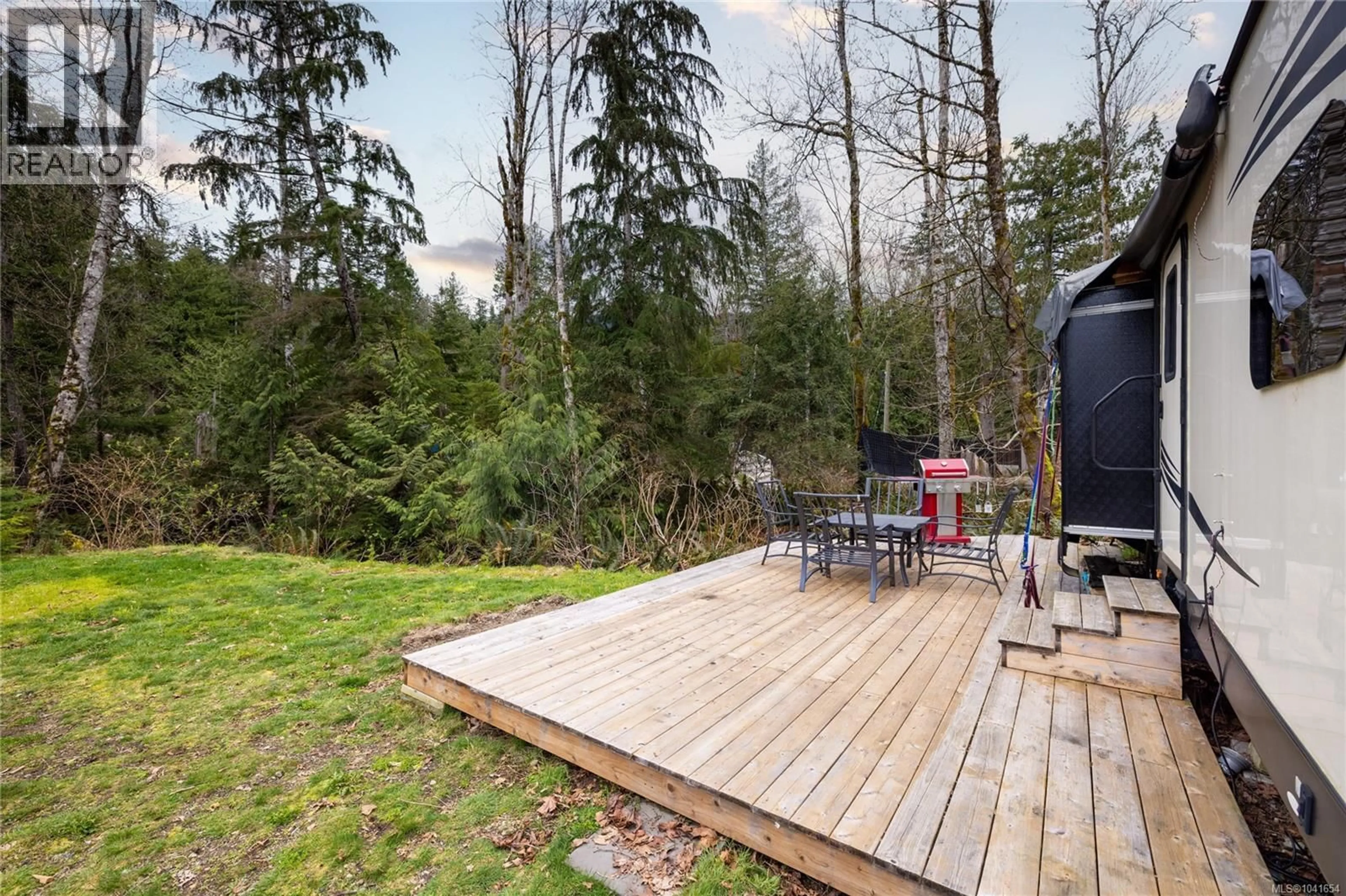 Patio, forest/trees view for 280 - 1796 CAMERON CRESCENT, Qualicum Beach British Columbia V9K2S3