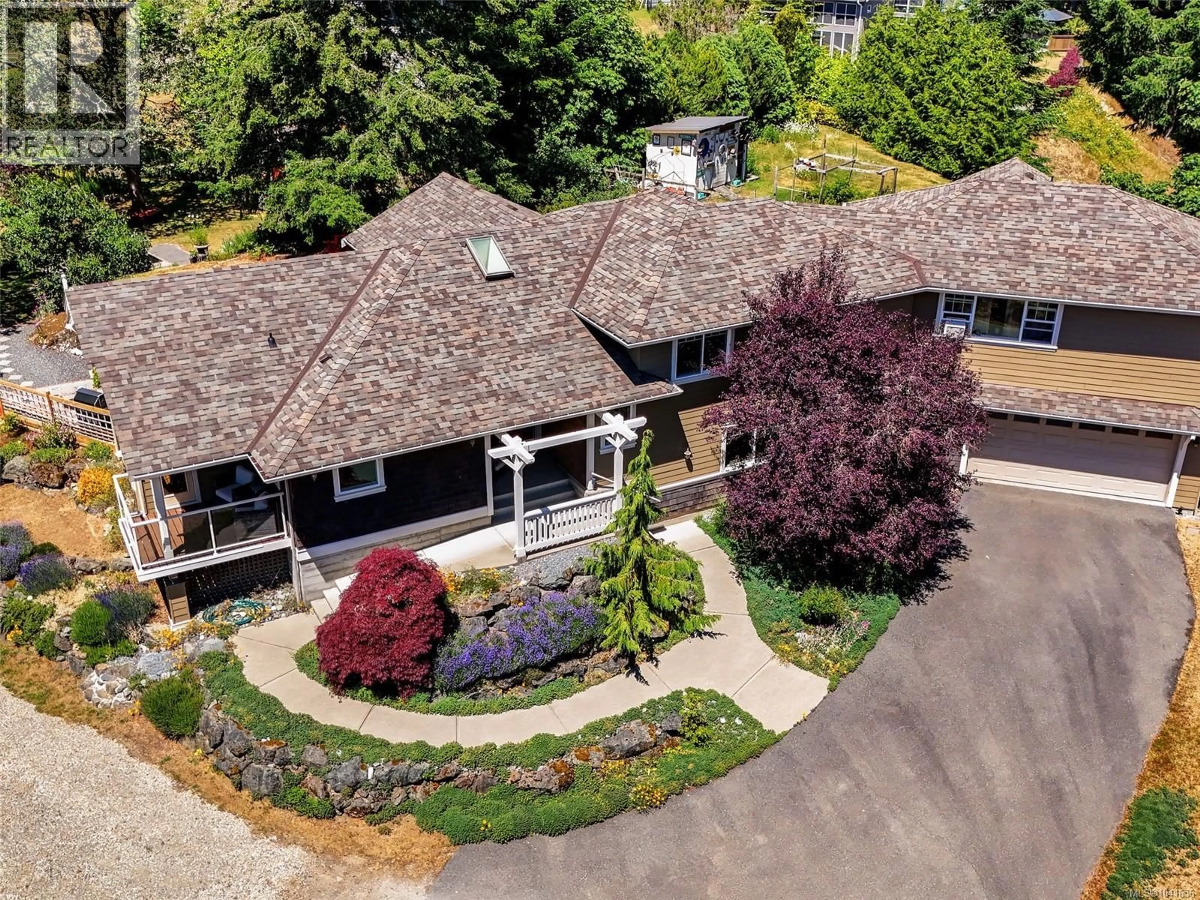 A pic from outside/outdoor area/front of a property/back of a property/a pic from drone, unknown for 1046 SUMMER BREEZE LANE, Langford British Columbia V9C4J9