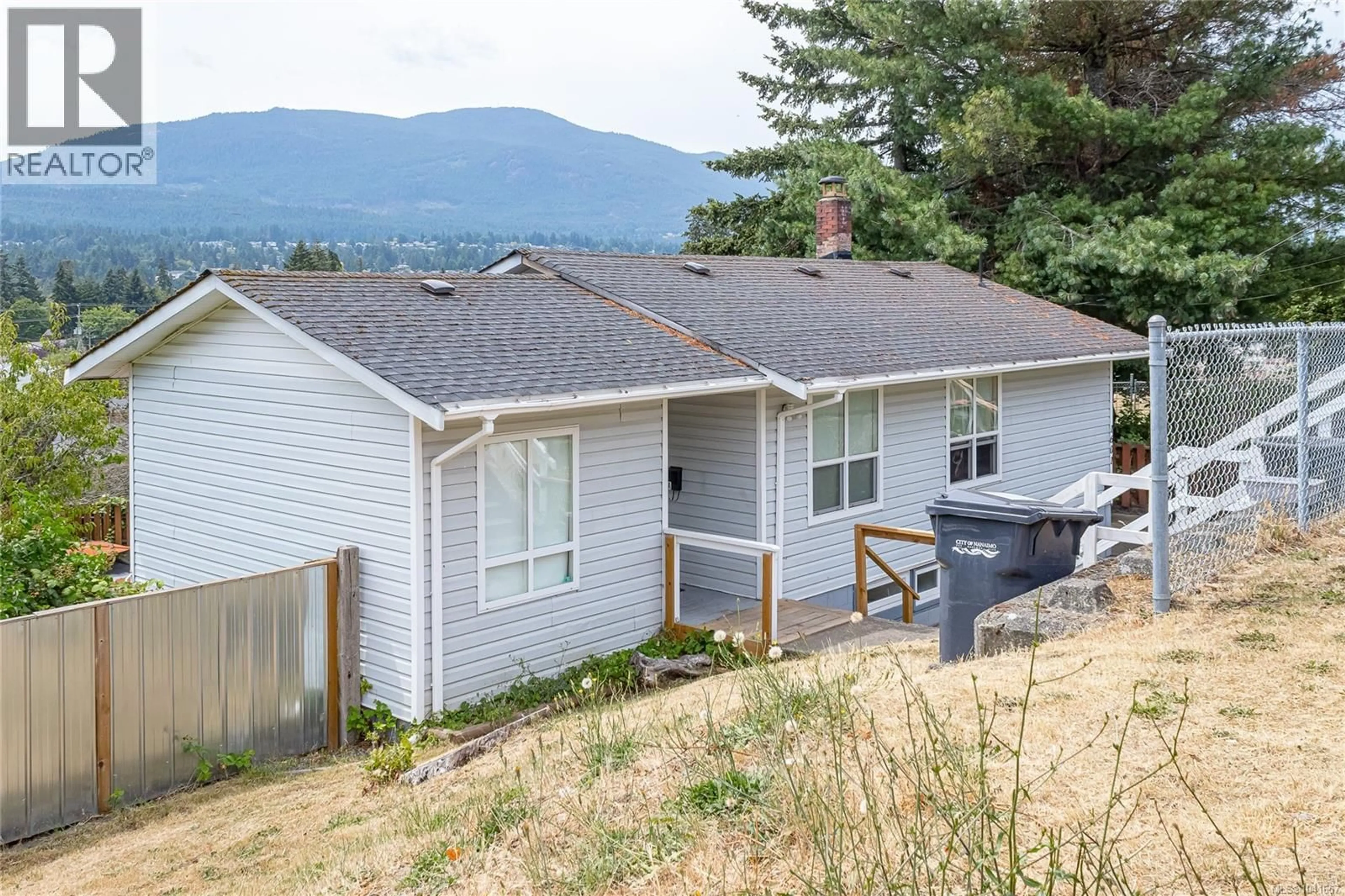 A pic from outside/outdoor area/front of a property/back of a property/a pic from drone, mountain view for 1601 TOWNSITE ROAD, Nanaimo British Columbia V9S1M9