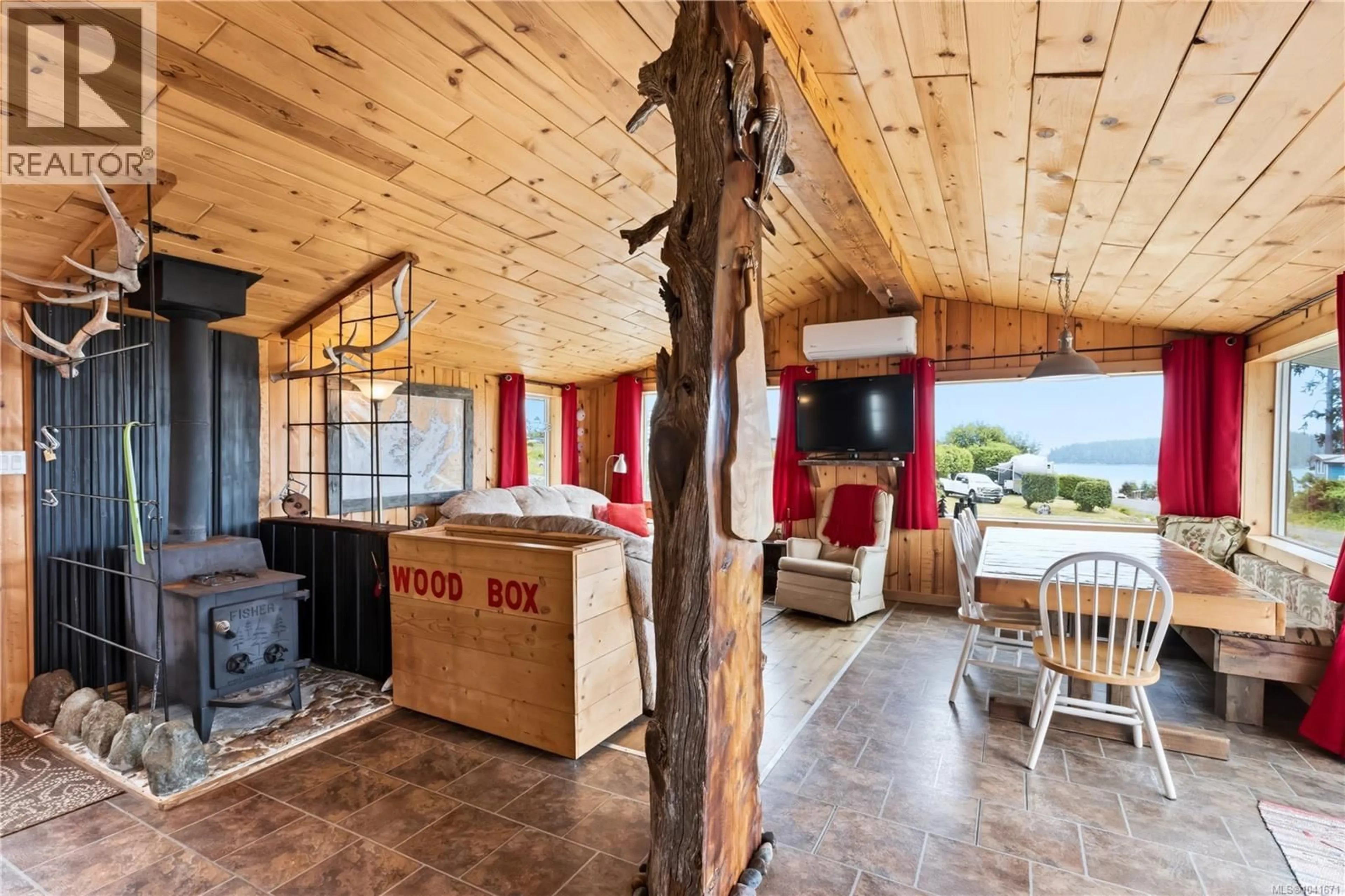 Unknown for 1033 SEVENTH AVENUE, Ucluelet British Columbia V0R3A0