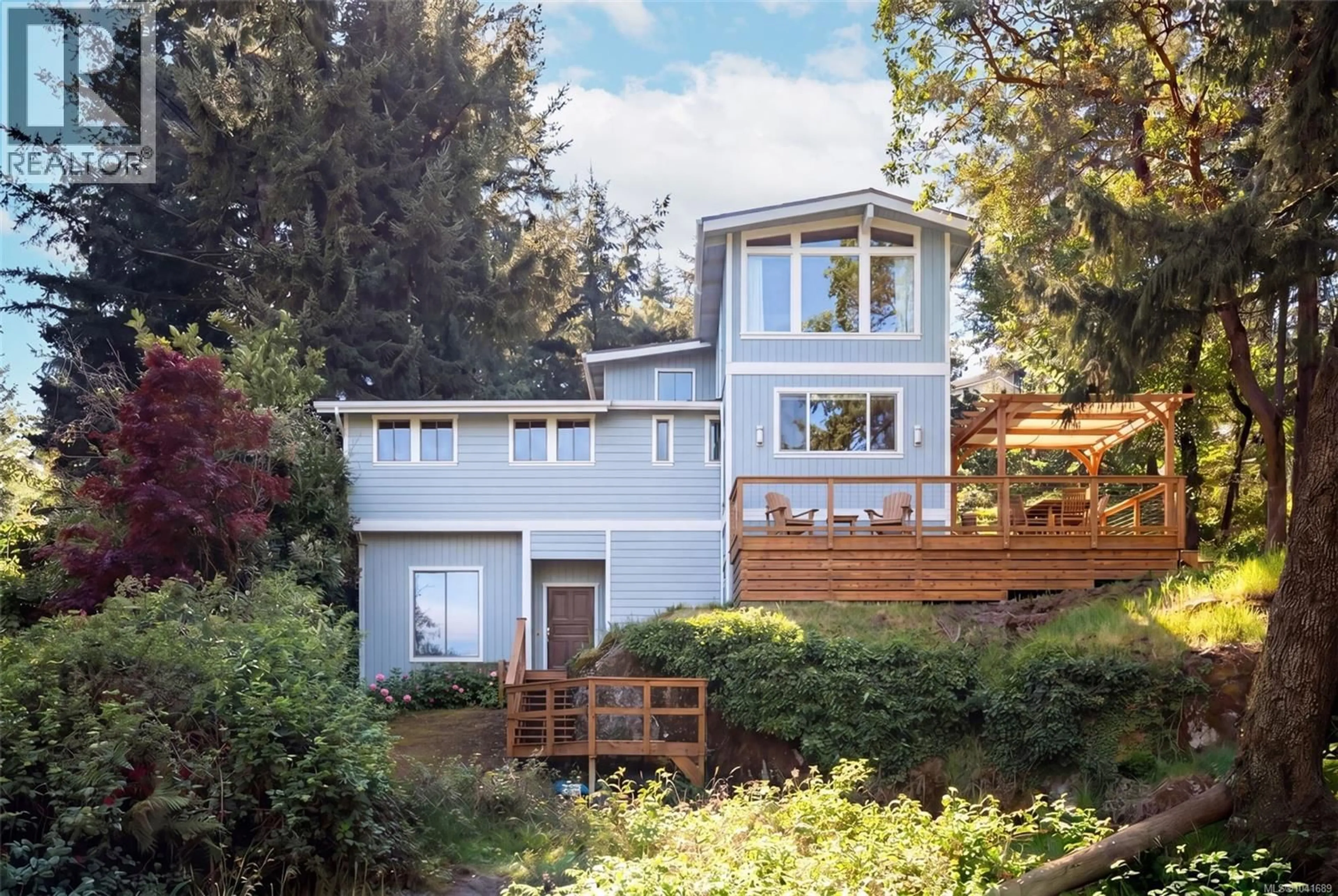 Home with vinyl exterior material, unknown for 3351 BETULA PLACE, Colwood British Columbia V9C2N7