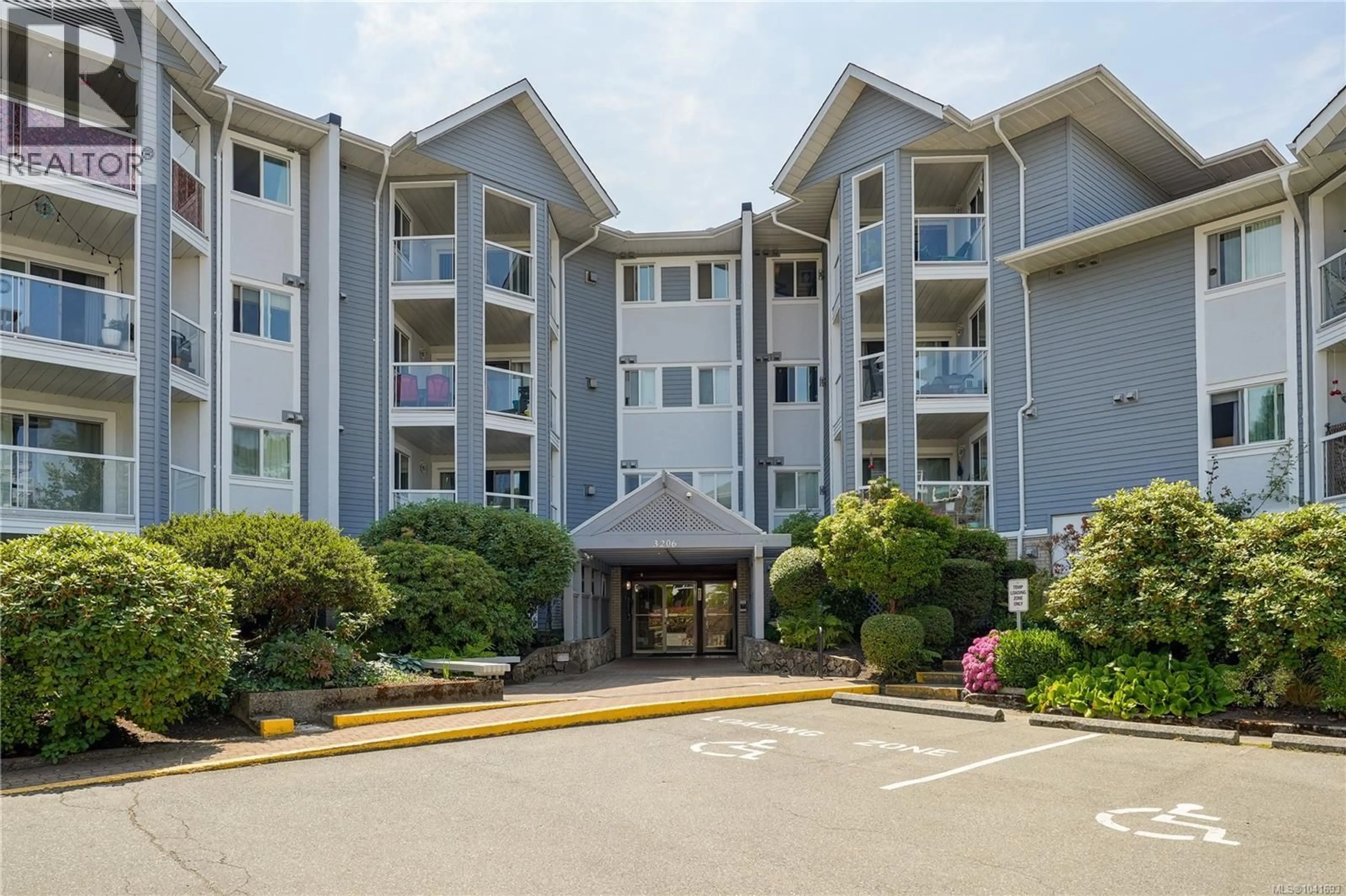 Unknown for 101 - 3206 ALDER STREET, Saanich British Columbia V8X5A4