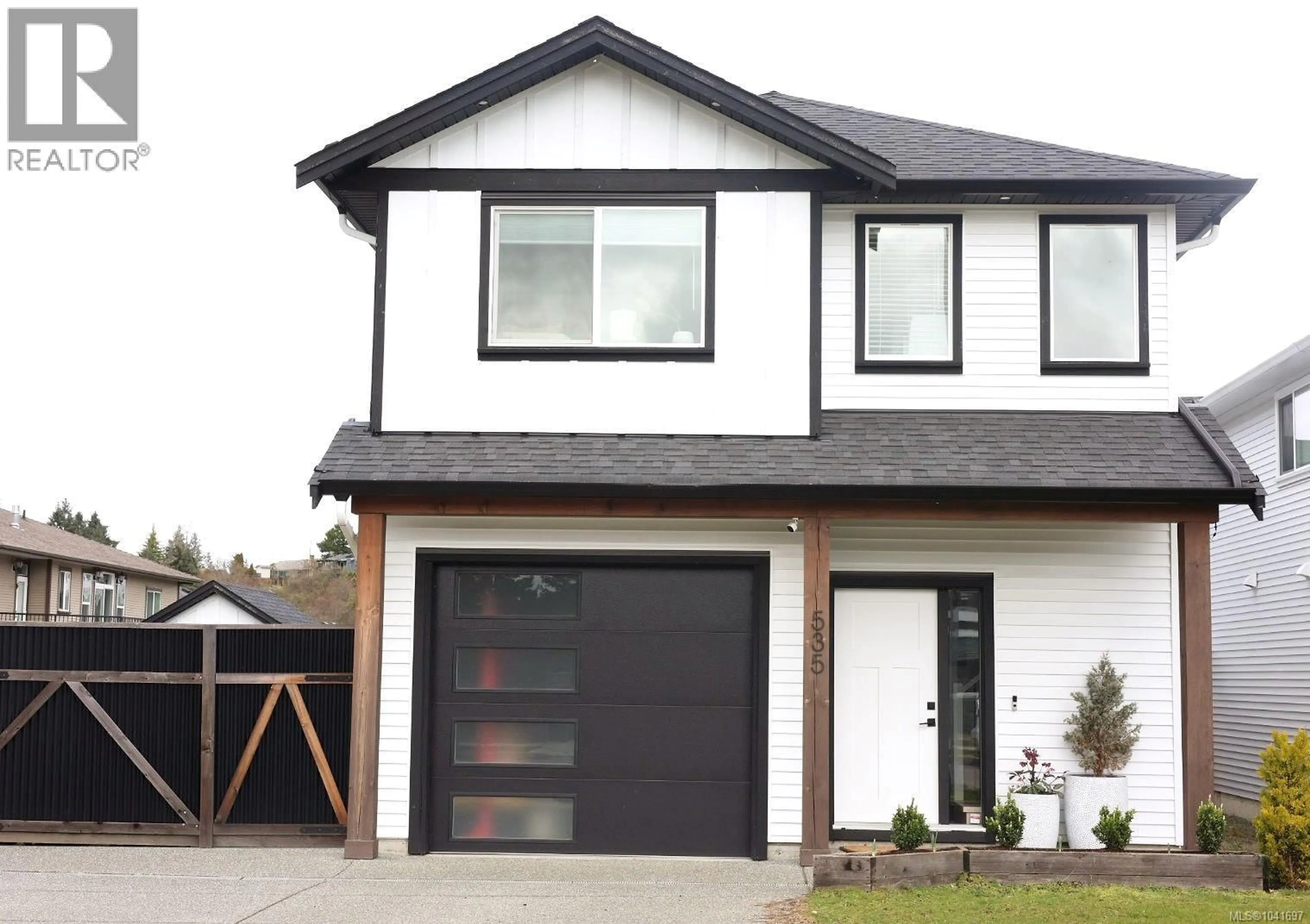Home with brick exterior material, street for 535 STONEWATER DRIVE, Nanaimo British Columbia V9R0J9