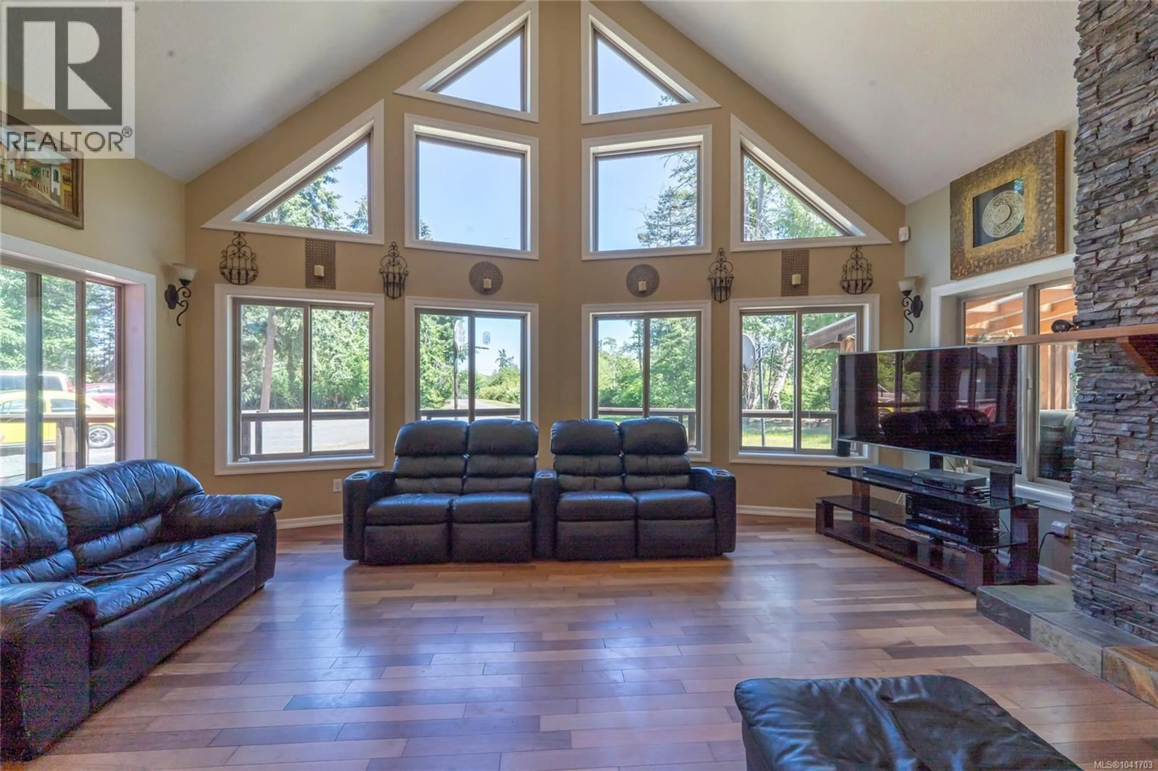 Living room with furniture, unknown for 1974 SADDLE DRIVE, Nanoose Bay British Columbia V9P9C2
