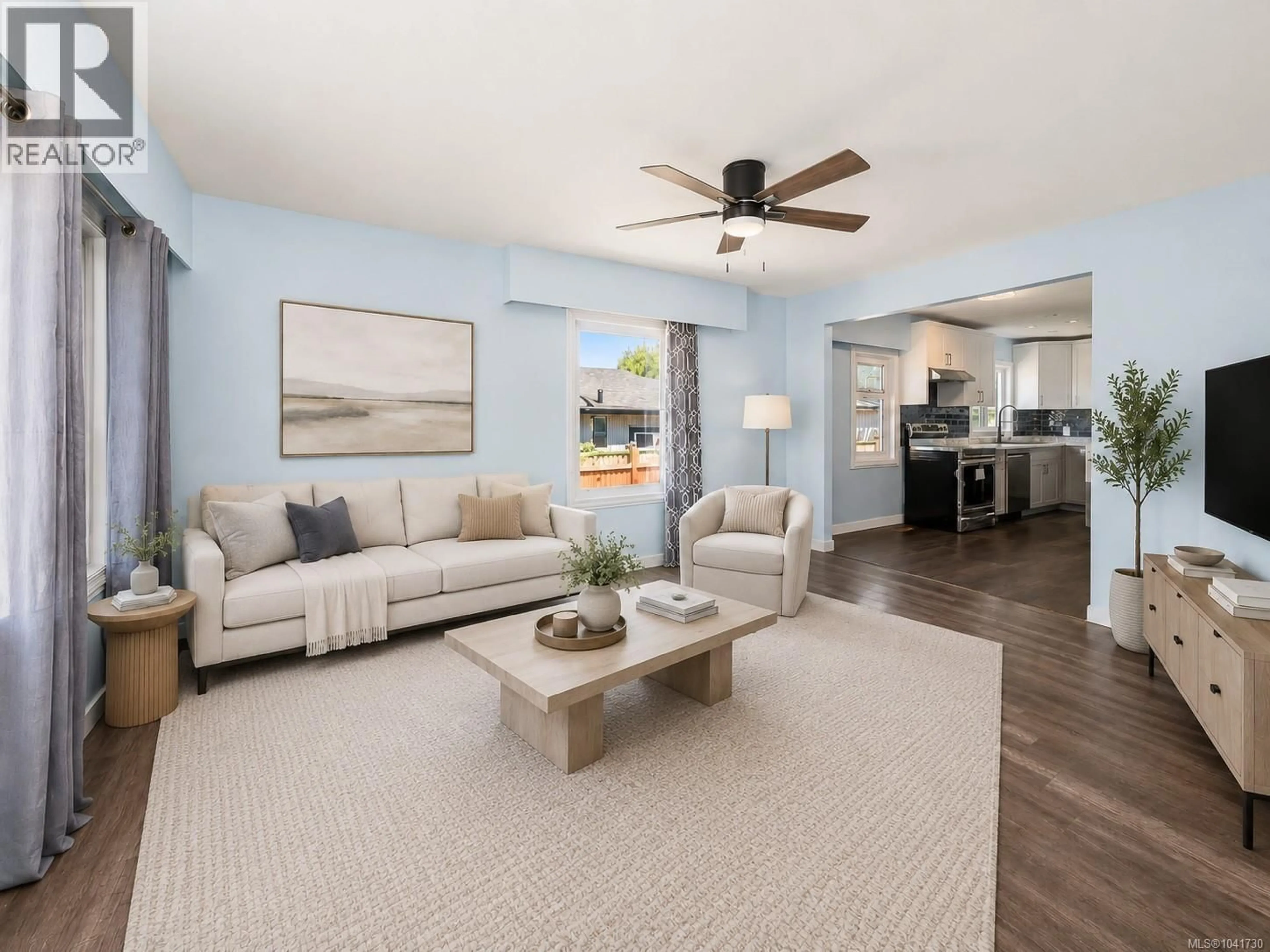 Living room with furniture, unknown for 961 GREENWOOD STREET, Campbell River British Columbia V9W3C2