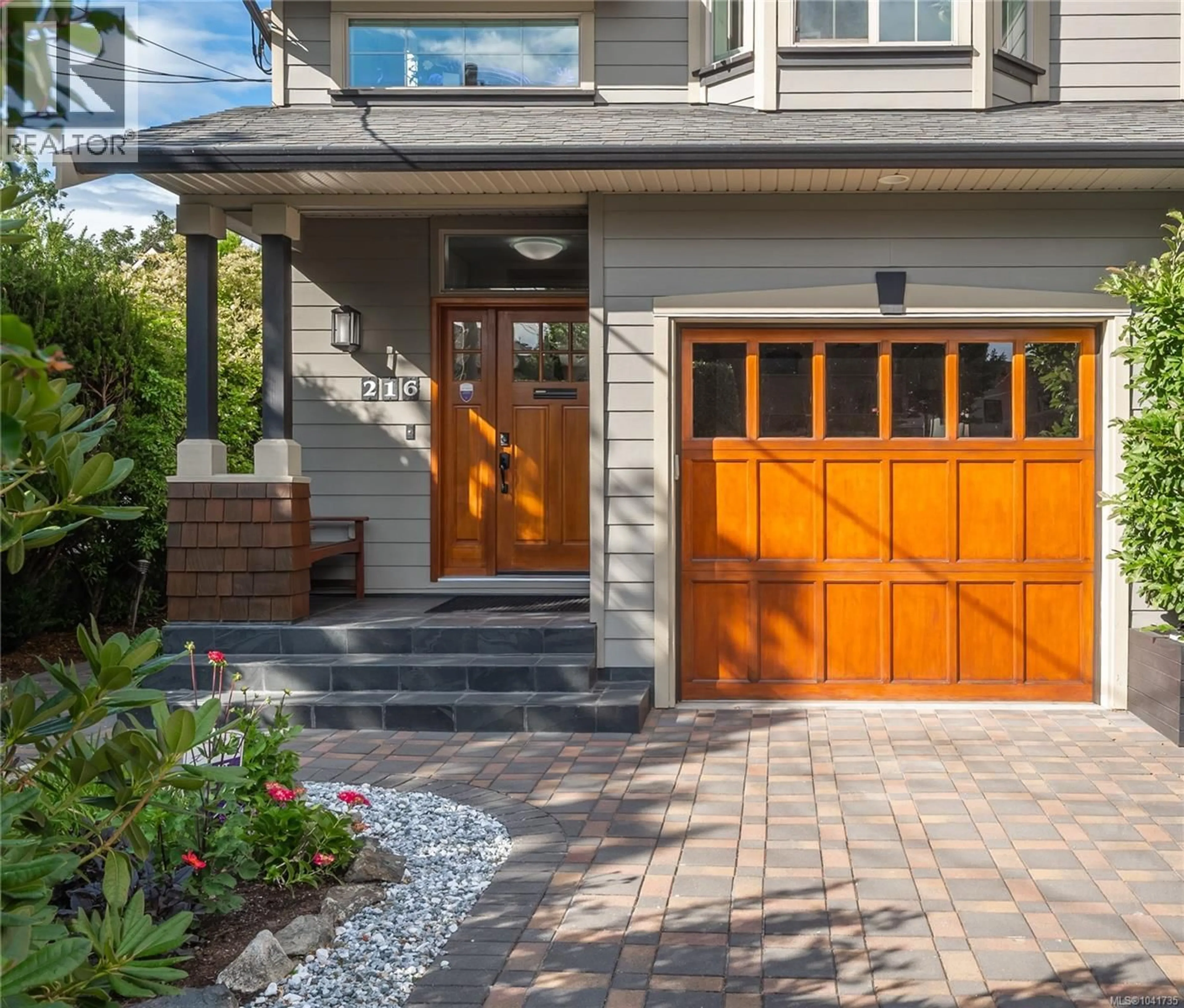 Home with brick exterior material, street for 216 SUPERIOR STREET, Victoria British Columbia V8V1T3