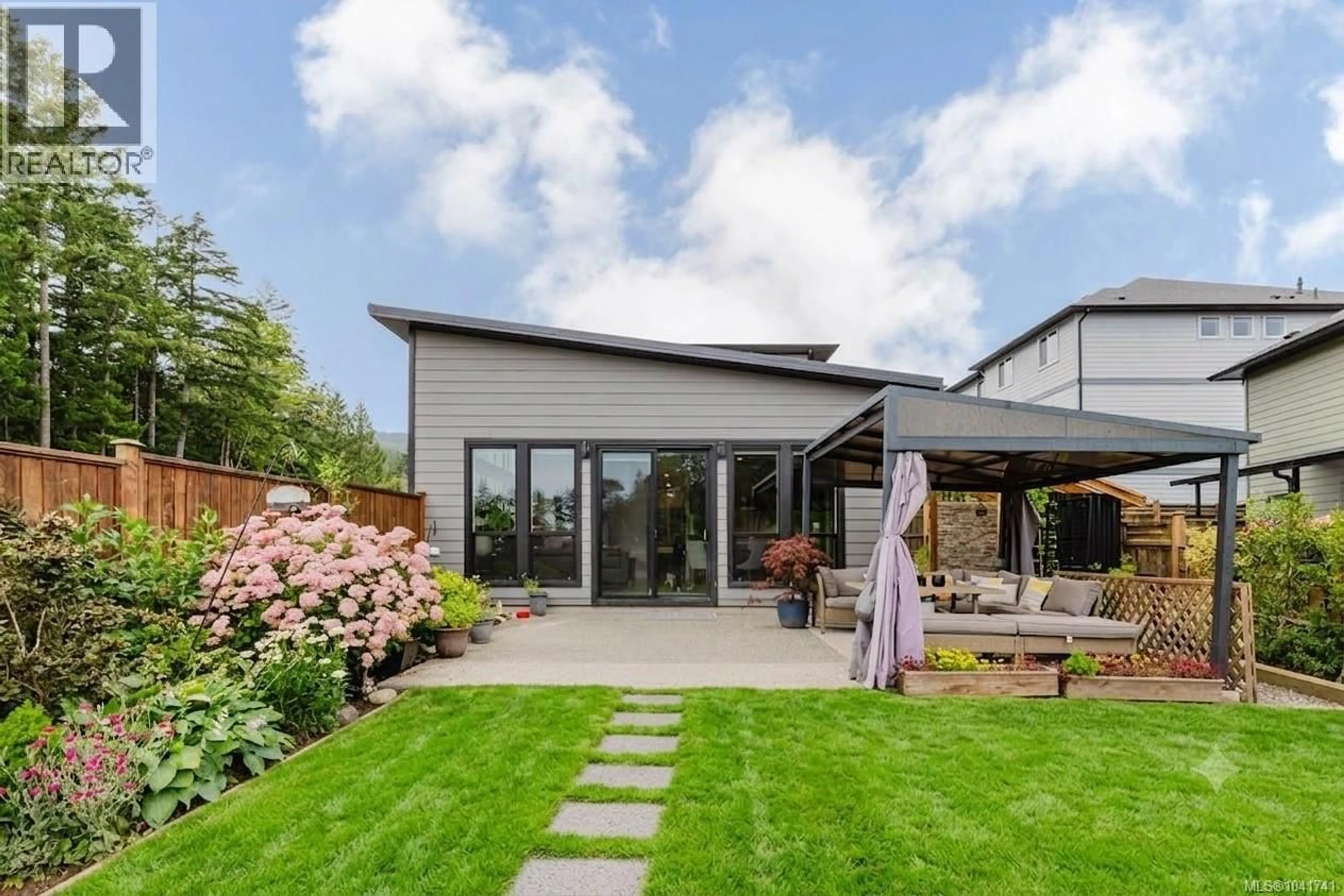 Unknown for 2991 IRWIN ROAD, Langford British Columbia V9B5Y6