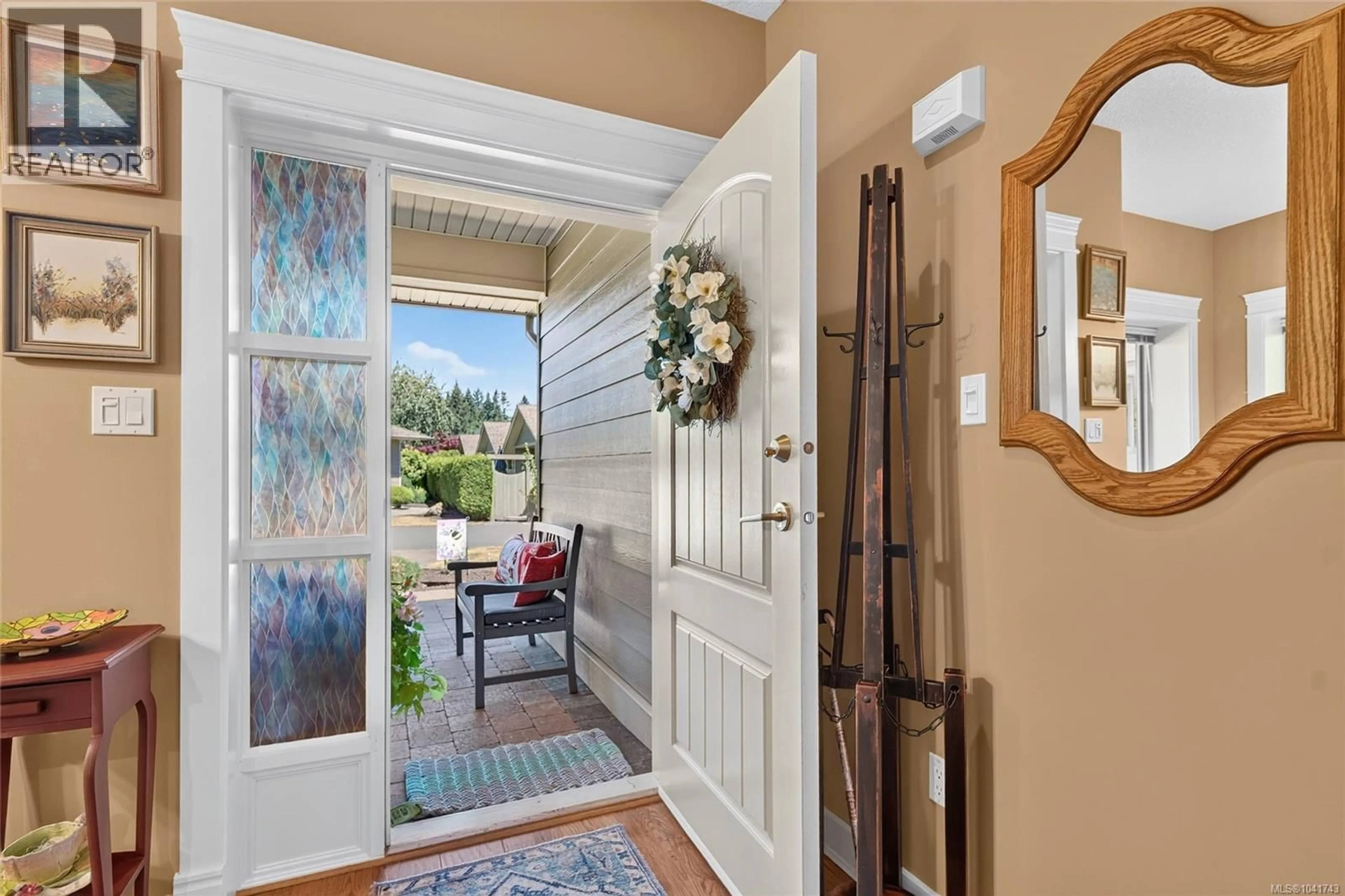 Indoor entryway for 5 - 161 SHELLY ROAD, Parksville British Columbia V9P2H8