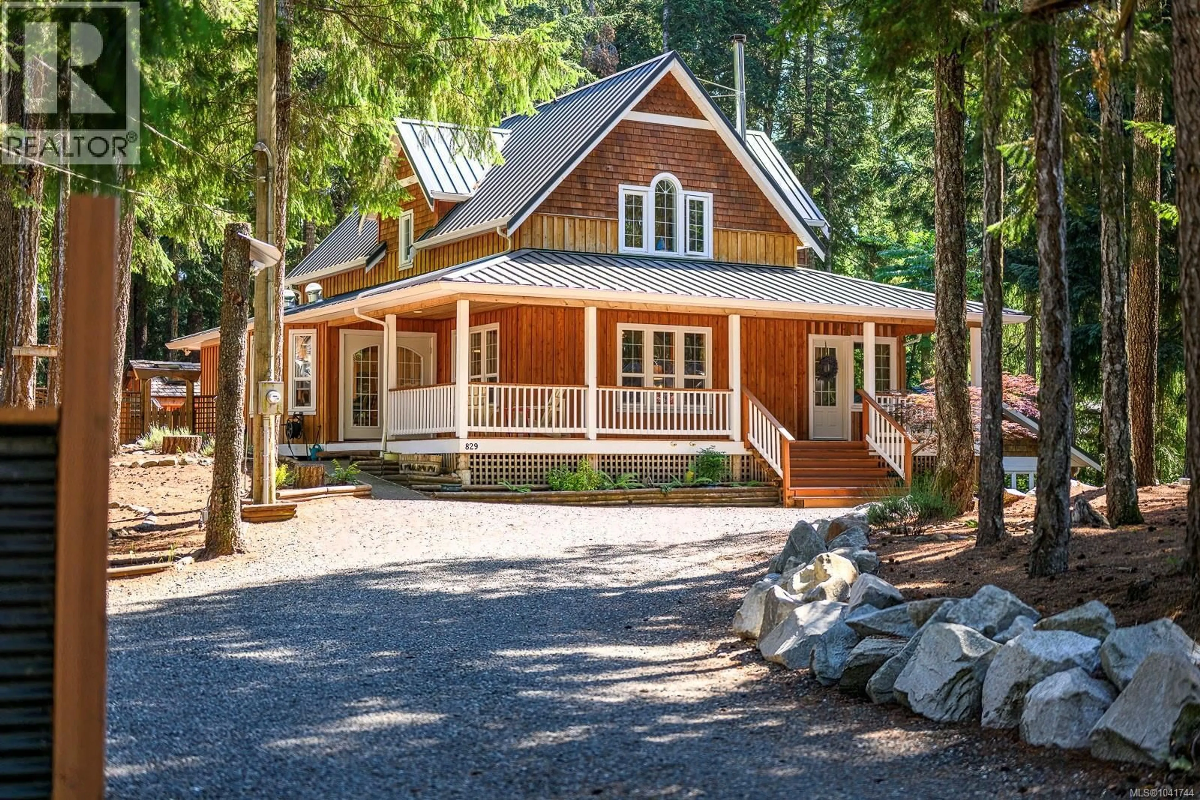 Home with brick exterior material, street for 829 LAZO ROAD, Comox British Columbia V9M3V9