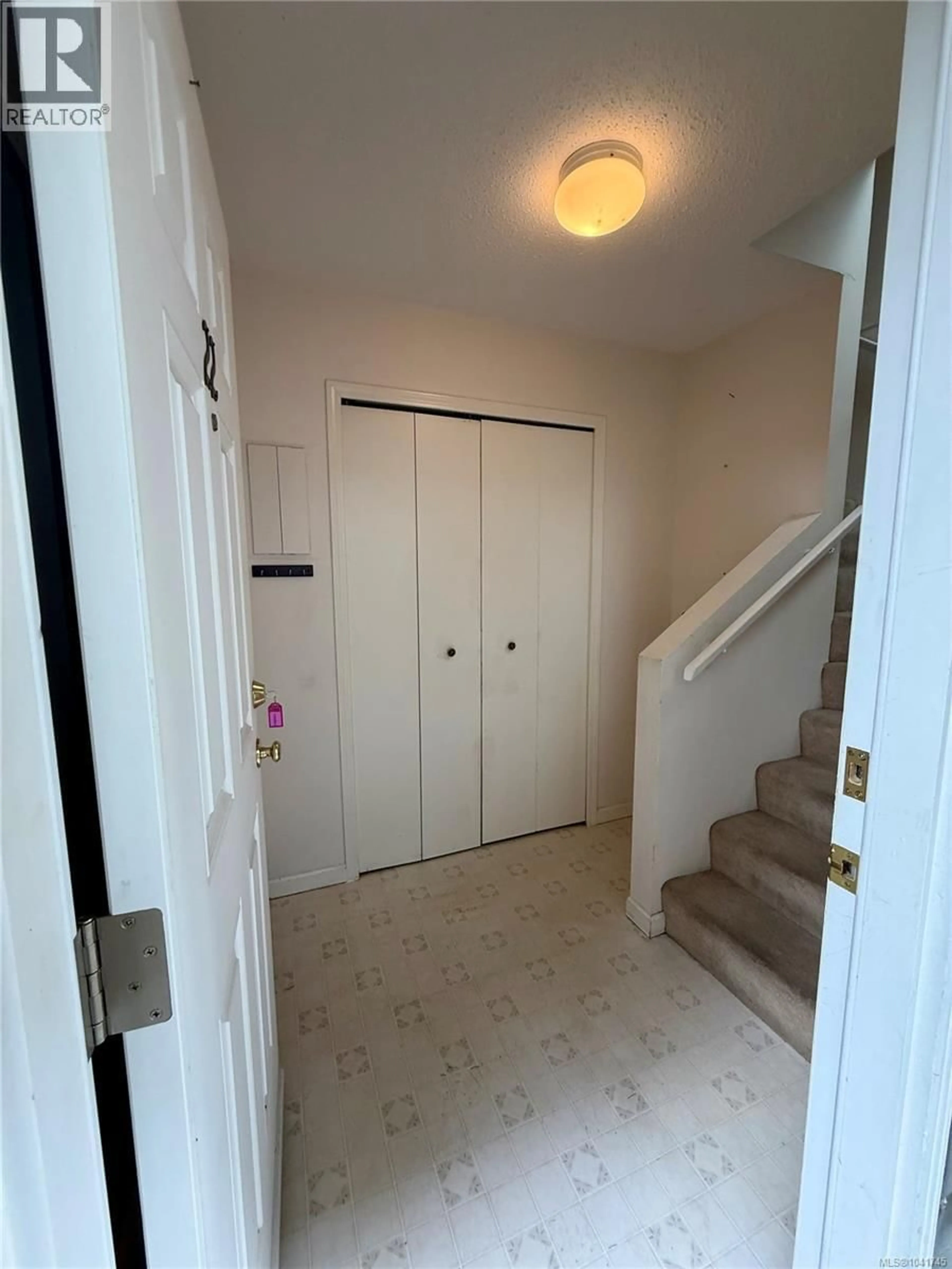 Unknown for 22 - 211 BUTTERTUBS PLACE, Nanaimo British Columbia V9R3X8