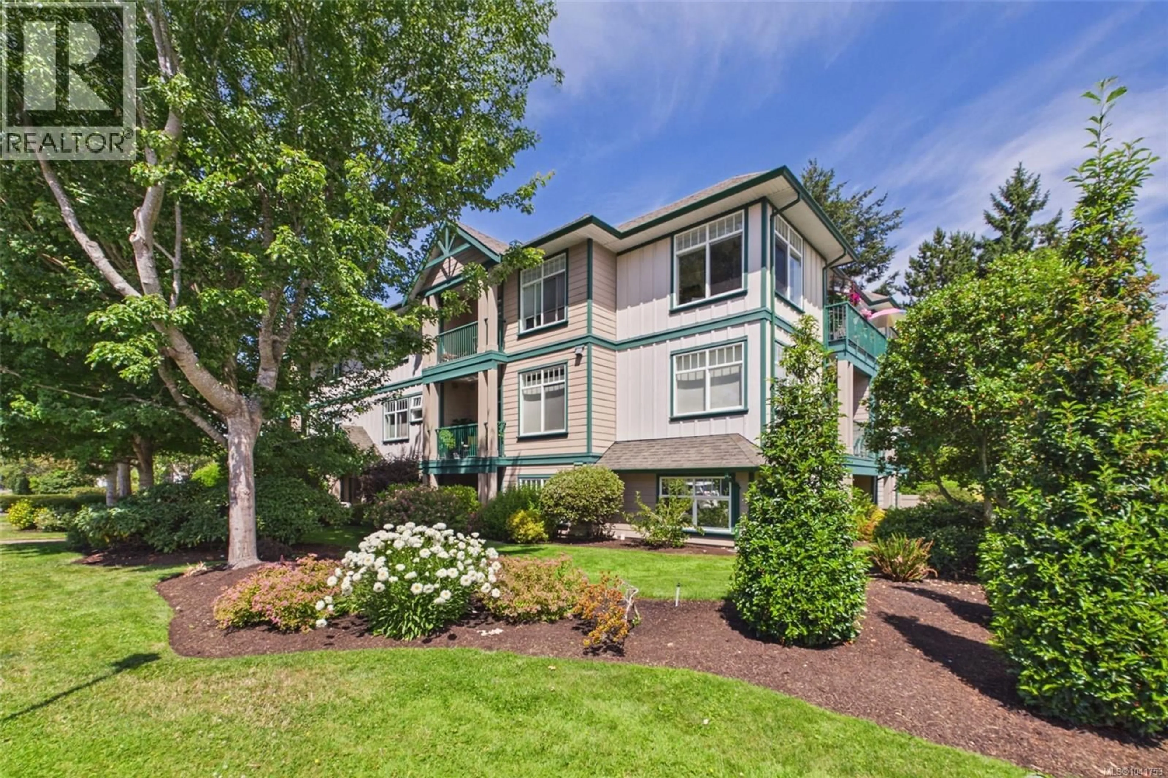 Home with vinyl exterior material, unknown for 201 - 2318 JAMES WHITE BOULEVARD, Sidney British Columbia V8L1Z6