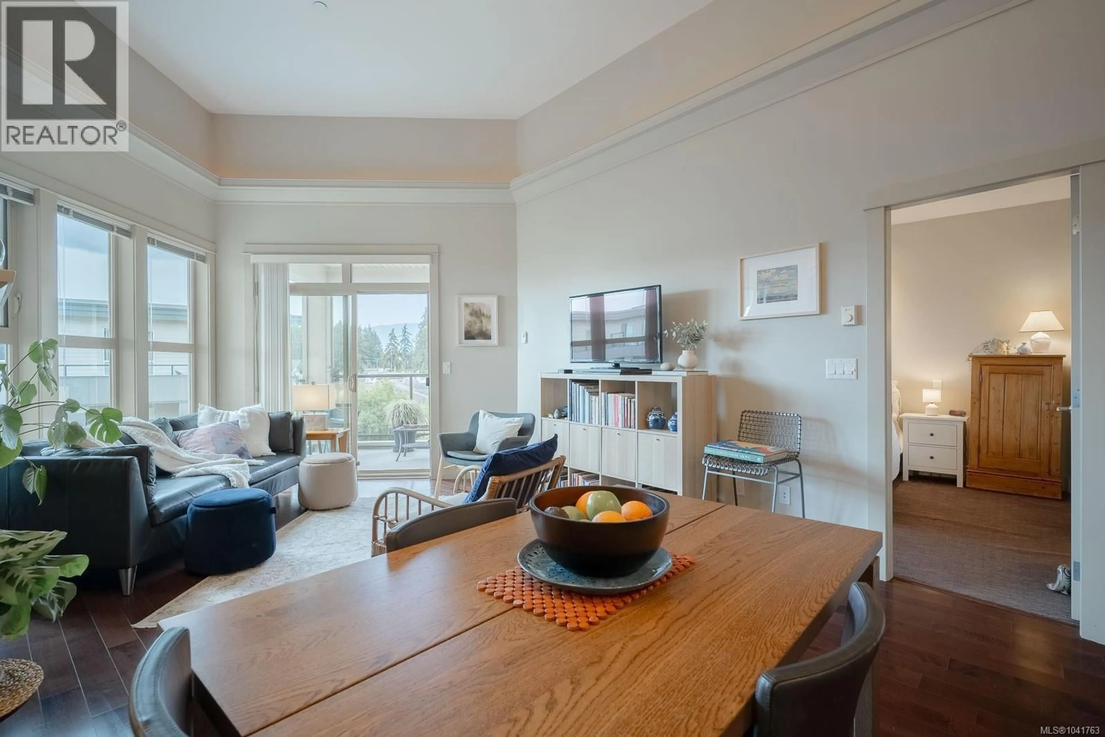 Living room with furniture, unknown for 416 - 6310 MCROBB AVENUE, Nanaimo British Columbia V9V1W8