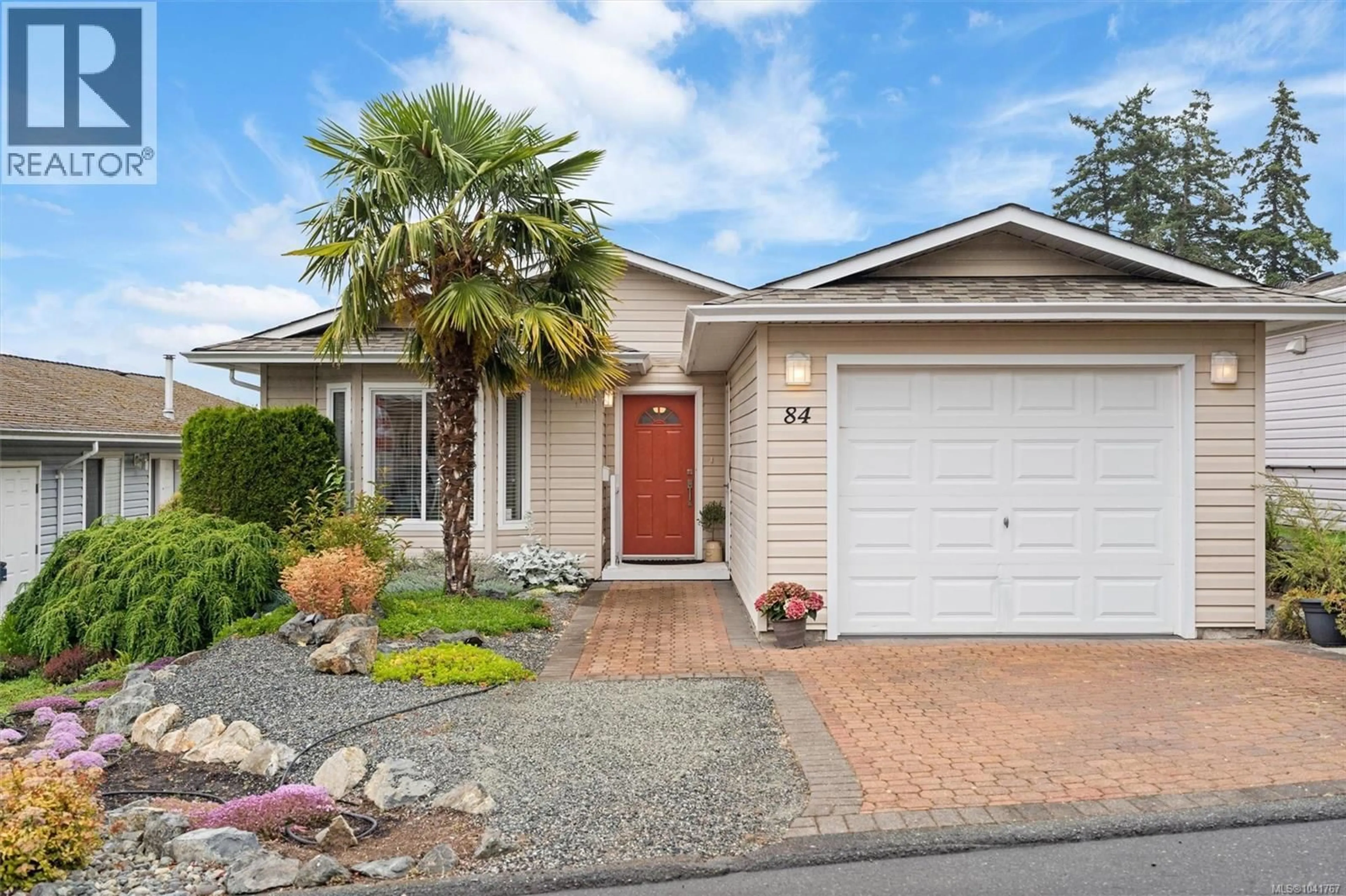 Home with vinyl exterior material, street for 84 WOLF LANE, View Royal British Columbia V9A7M2