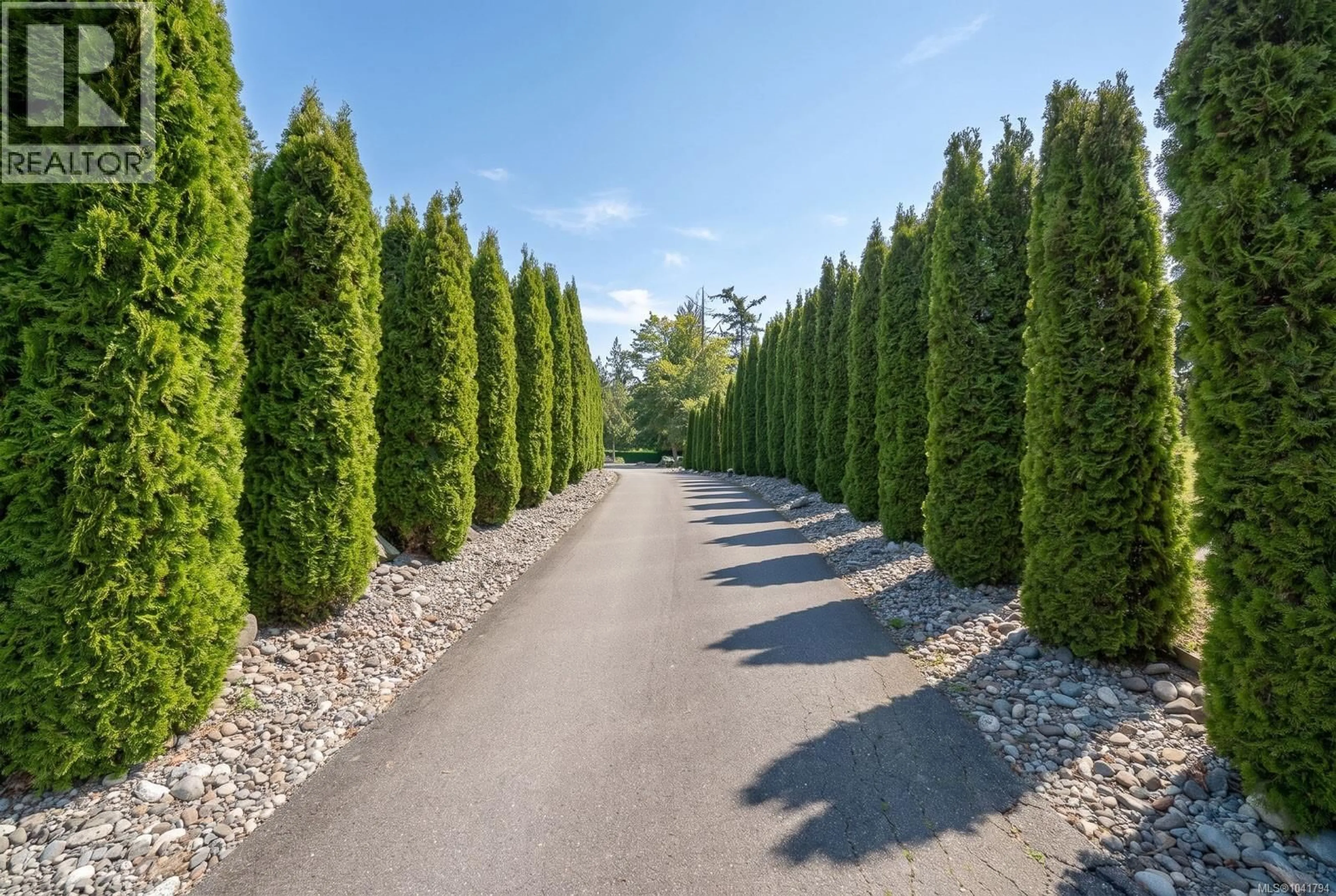 Patio, forest/trees view for 2445 CRYSTAL BROOK WAY, Nanaimo British Columbia V9T6L5