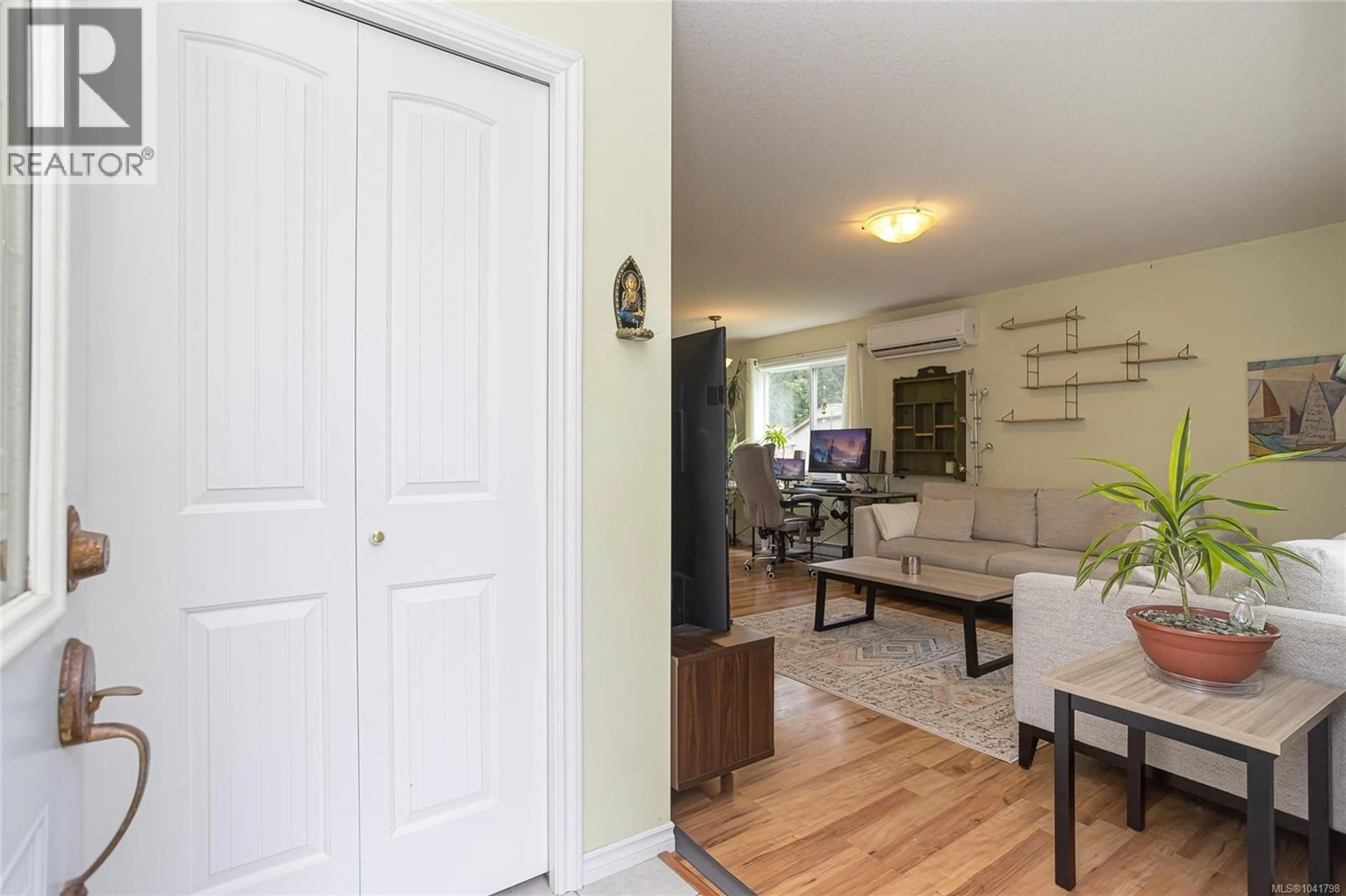 Indoor entryway for 2168 YELLOW POINT ROAD, Nanaimo British Columbia V9X1W6