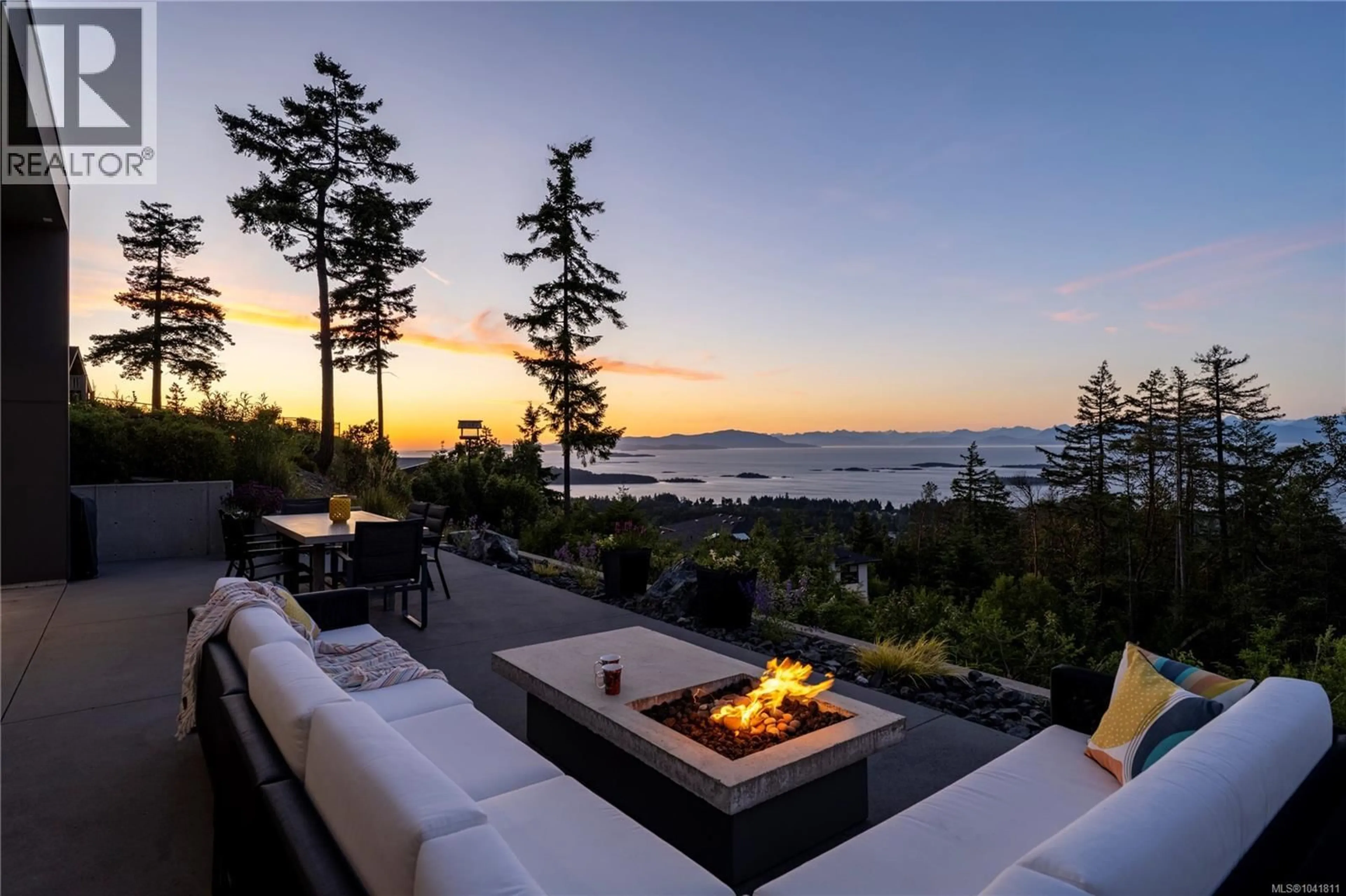 Patio, water/lake/river/ocean view for 7482 COPLEY RIDGE DRIVE, Lantzville British Columbia V0R2H0