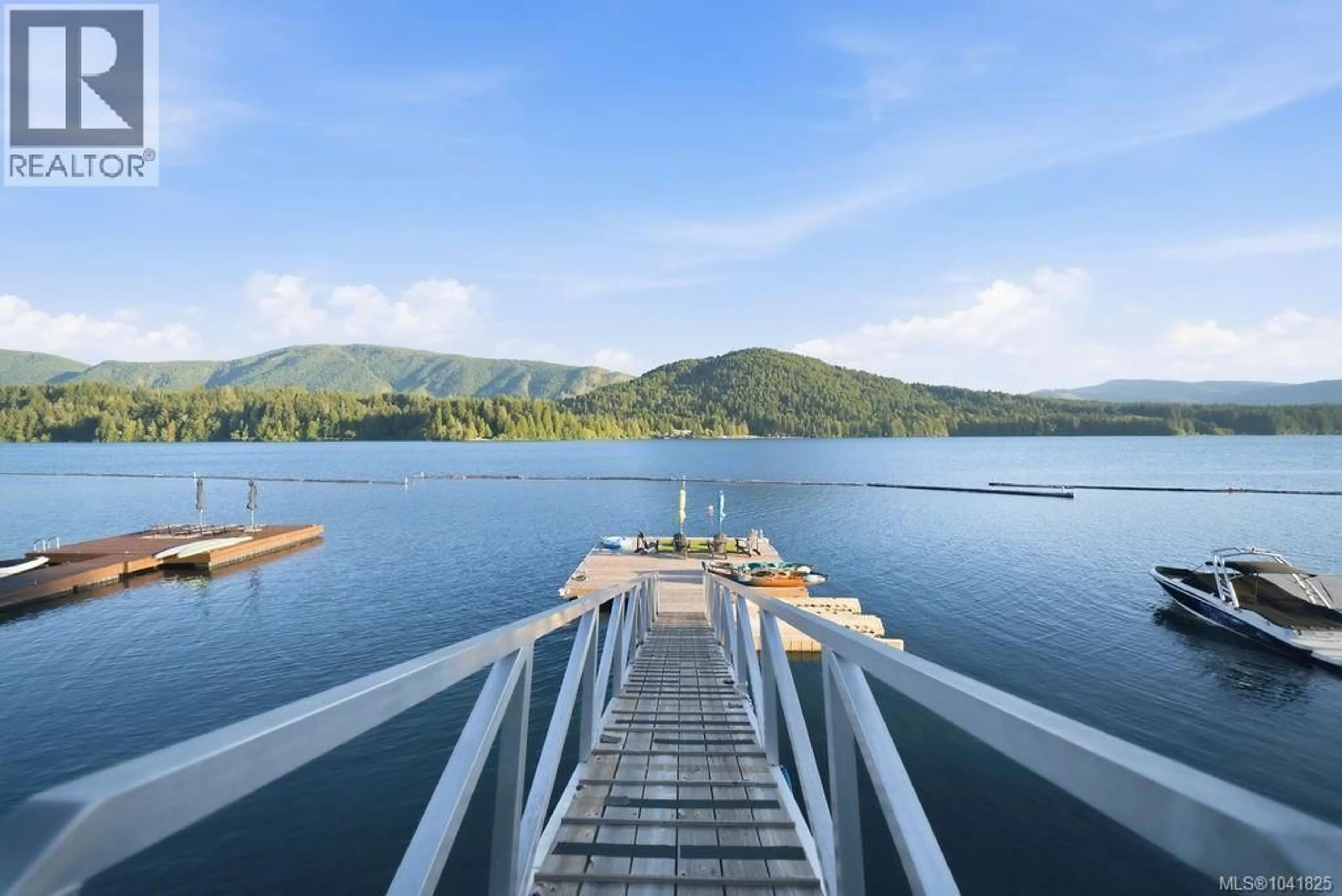 Patio, water/lake/river/ocean view for 8898 PALMER WAY, Lake Cowichan British Columbia V0R2G0